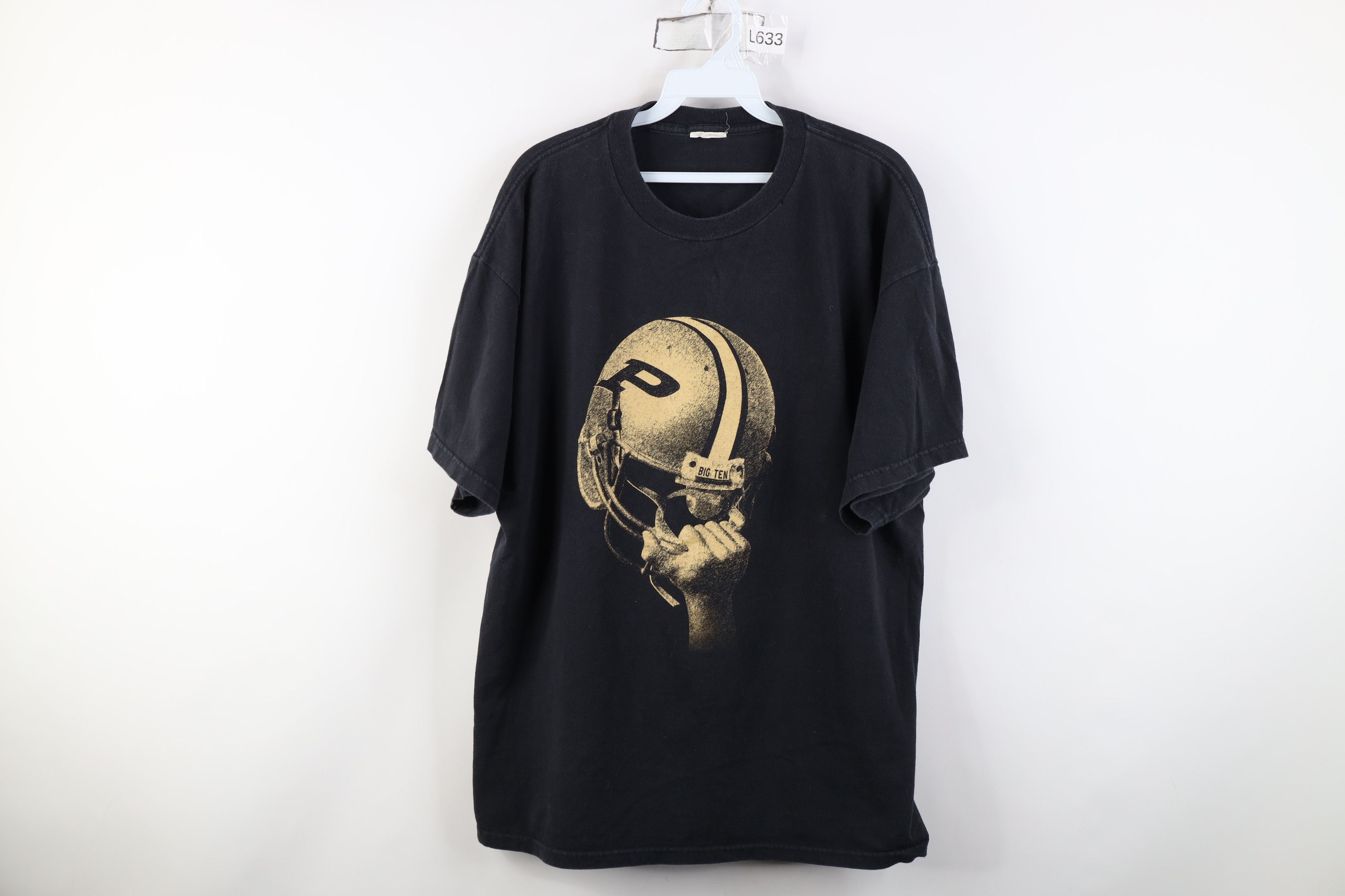 Vintage Vintage 90s University Football Boiler Short Sleeve T-Shirt Size US XL / EU 56 / 4 - 1 Thumbnail