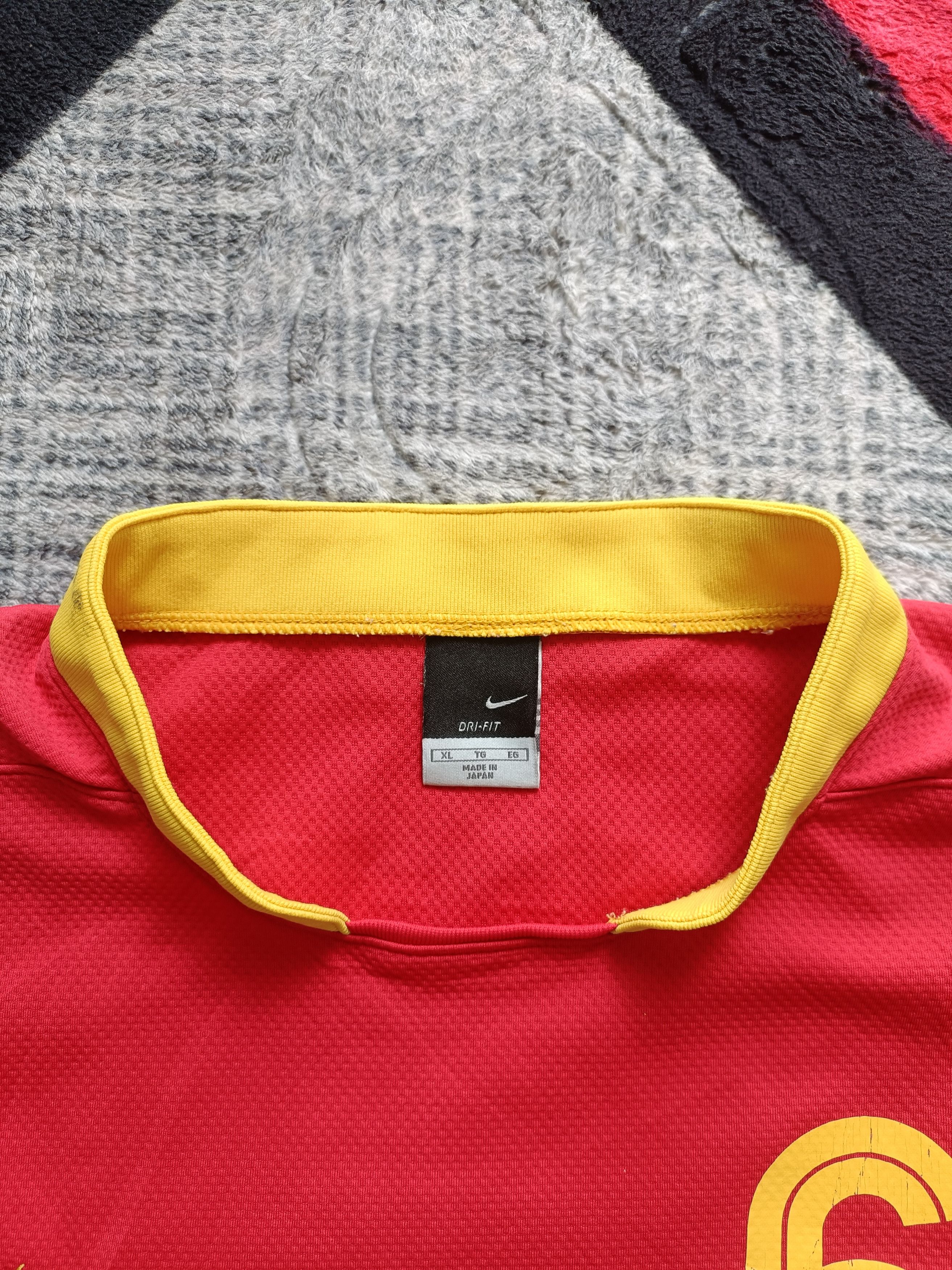 Nike × Vintage Vintage Nike Dri-Fit Soccer Jersey Embroidered Swoosh XL Red Size US XL / EU 56 / 4 - 4 Thumbnail