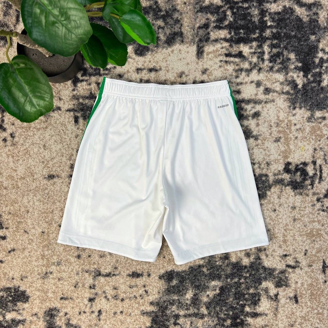 Adidas Adidas Celtics Vintage Soccer Jersey Shorts Sportswear Y2K Size US 32 / EU 48 - 2 Thumbnail