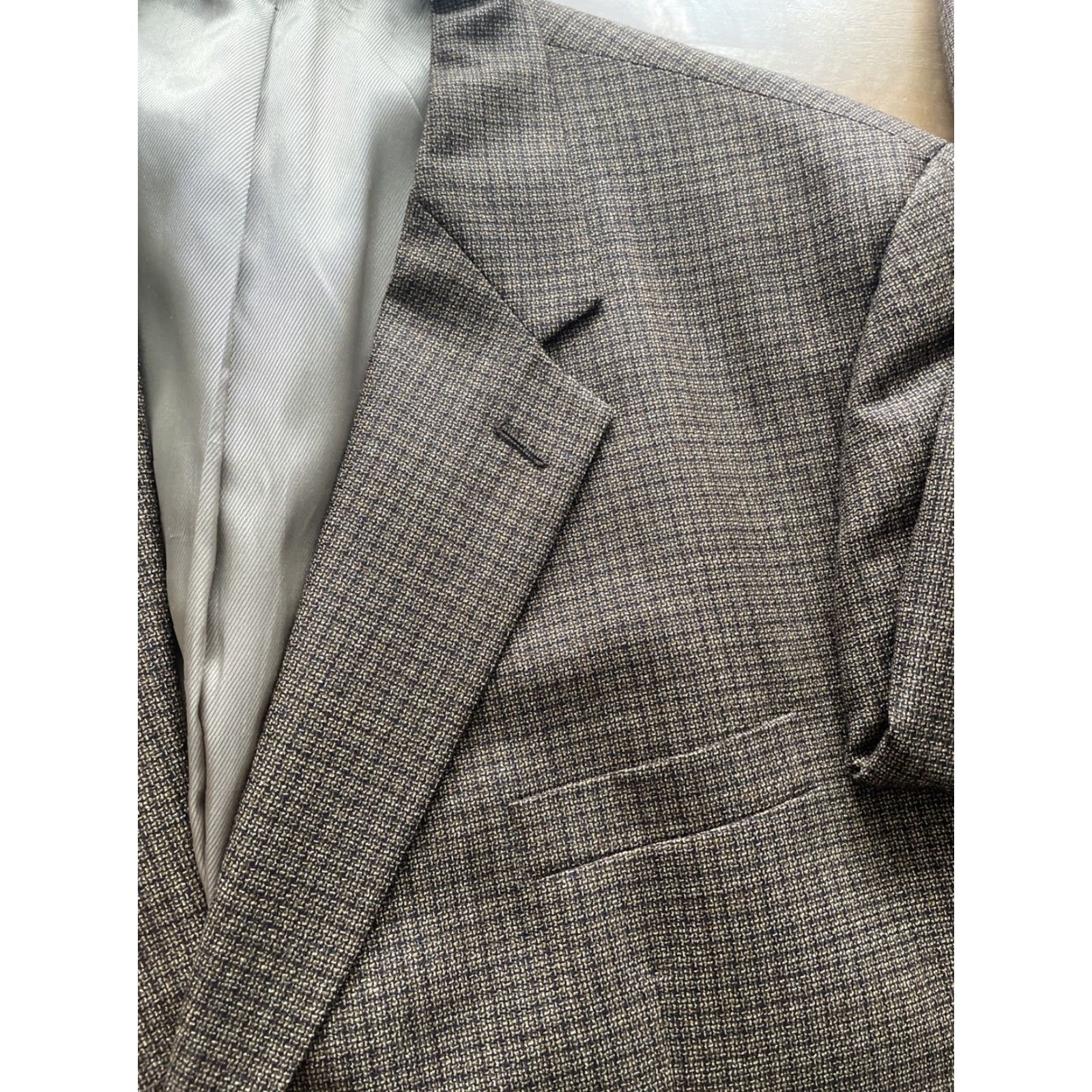 Lord & Taylor VINTAGE LORD & TAYLOR Blazer Mens 48R Brown Geometric Notch Lapel Wool 50in Chest Single-Breasted 2-Button Vintage USA Mens Size 48R - 7 Thumbnail