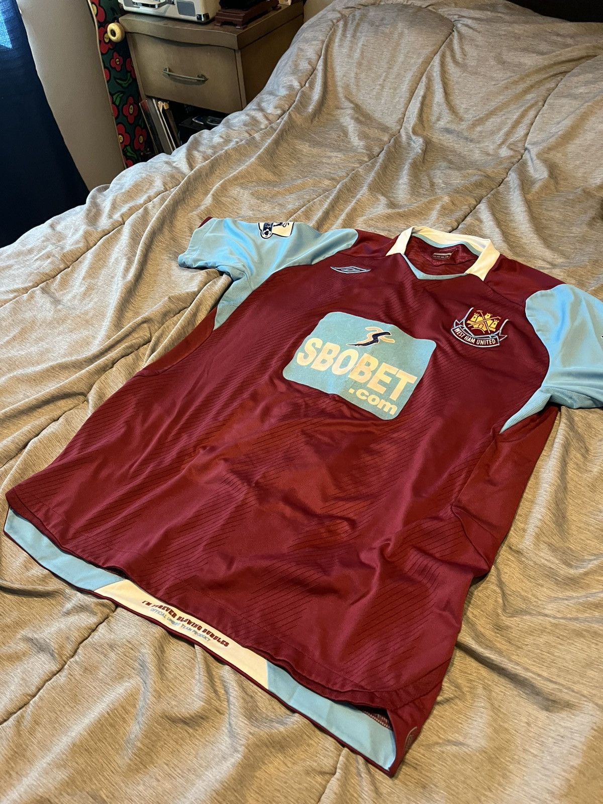 Umbro × Vintage Vintage West Ham United Jersey Size US L / EU 52-54 / 3 - 5 Thumbnail