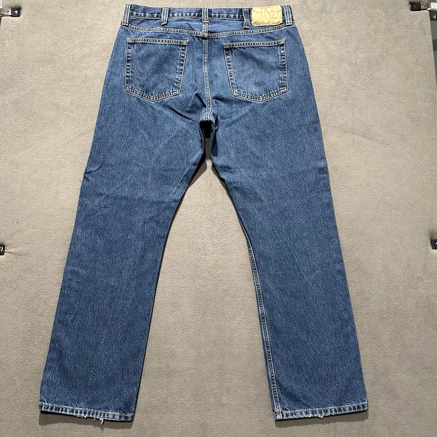 Eddie Bauer Eddie Bauer Jeans Mens 38x32 Straight Fit Blue Denim Stonewash (37x31) GUC Size US 38 / EU 54 - 2 Thumbnail