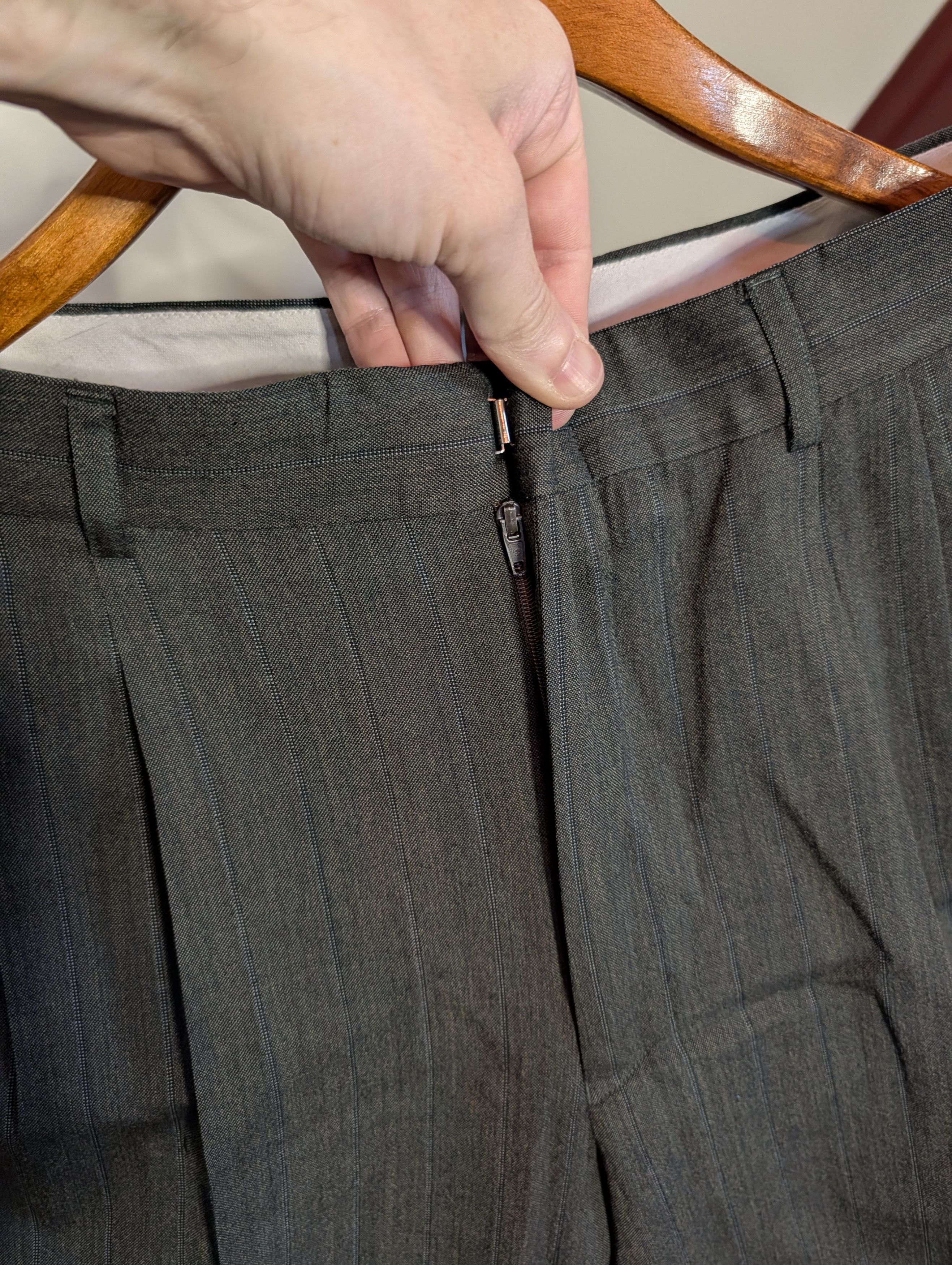 Other DORMEL ITALY gray striped wool tailored dress trousers Size US 33 - 5 Thumbnail