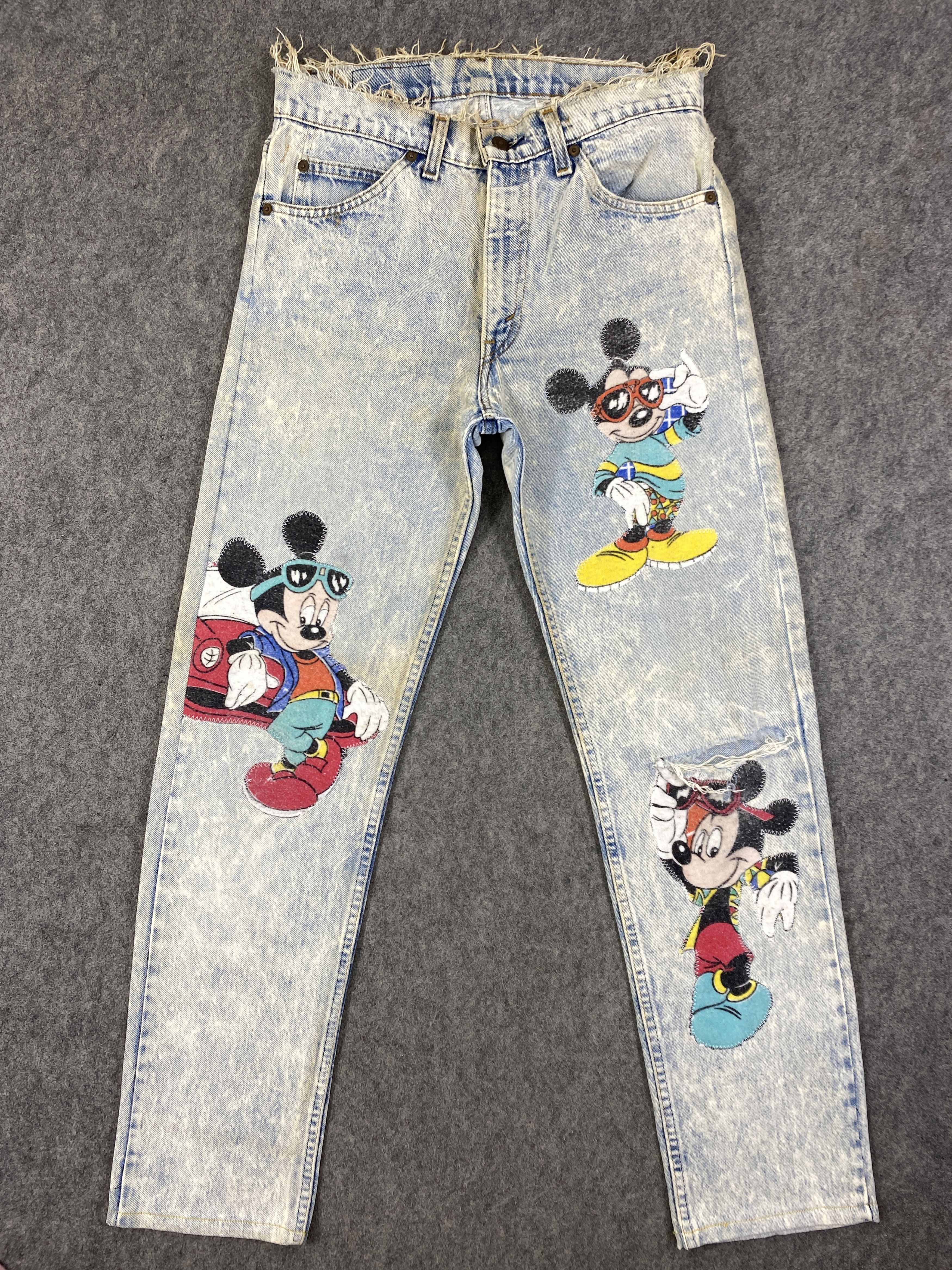 Levi's Vintage Levis Orange Tab x Mickey Mouse USA 30x30 - JN3234 Size US 30 / EU 46 - 1 Thumbnail