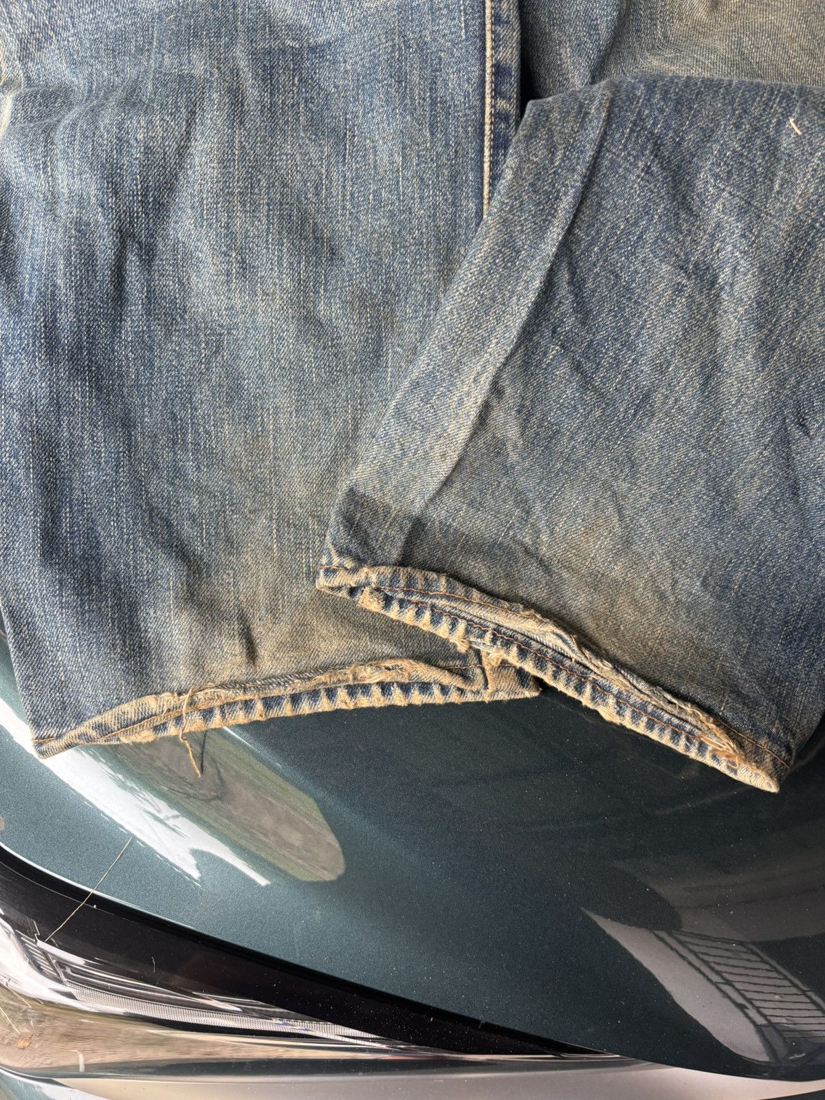 Full Count & Co. Distressed Full Count Selvedge Jeans Size US 32 / EU 48 - 8 Thumbnail