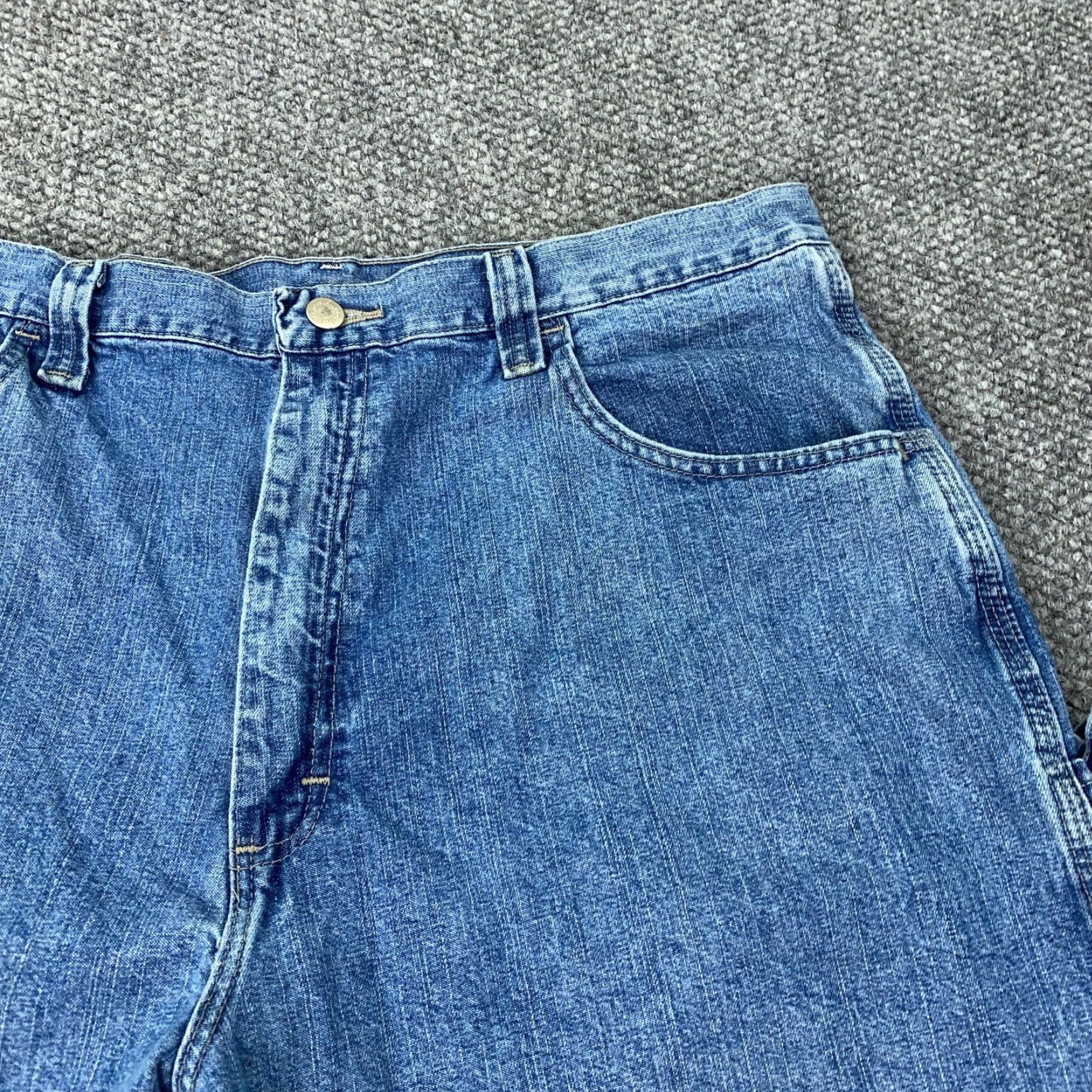 Wrangler WRANGLER Denim Bermuda Shorts Men's Size 38 Blue Faded Casual Travel Size US 38 / EU 54 - 3 Thumbnail