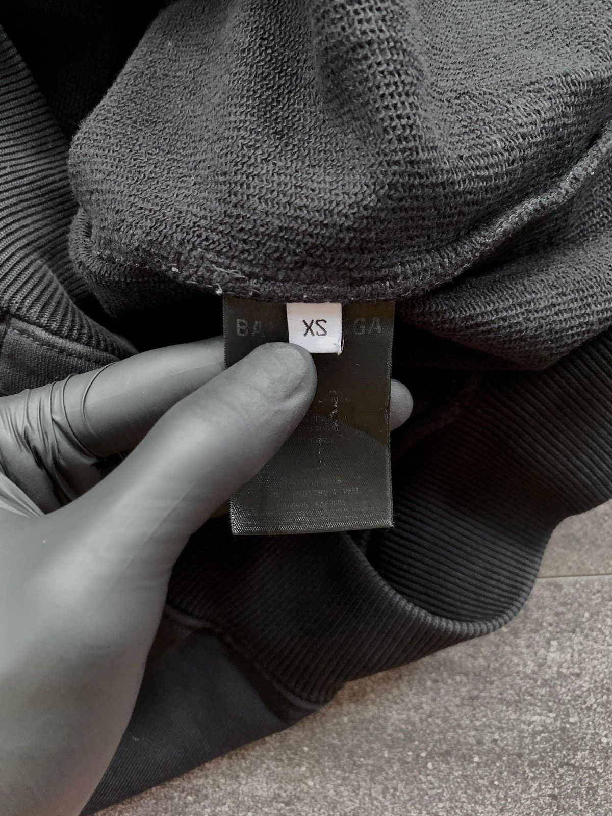 Balenciaga FREE TAX! Oversized Campaign Logo Hoodie in Black Size US M / EU 48-50 / 2 - 8 Thumbnail