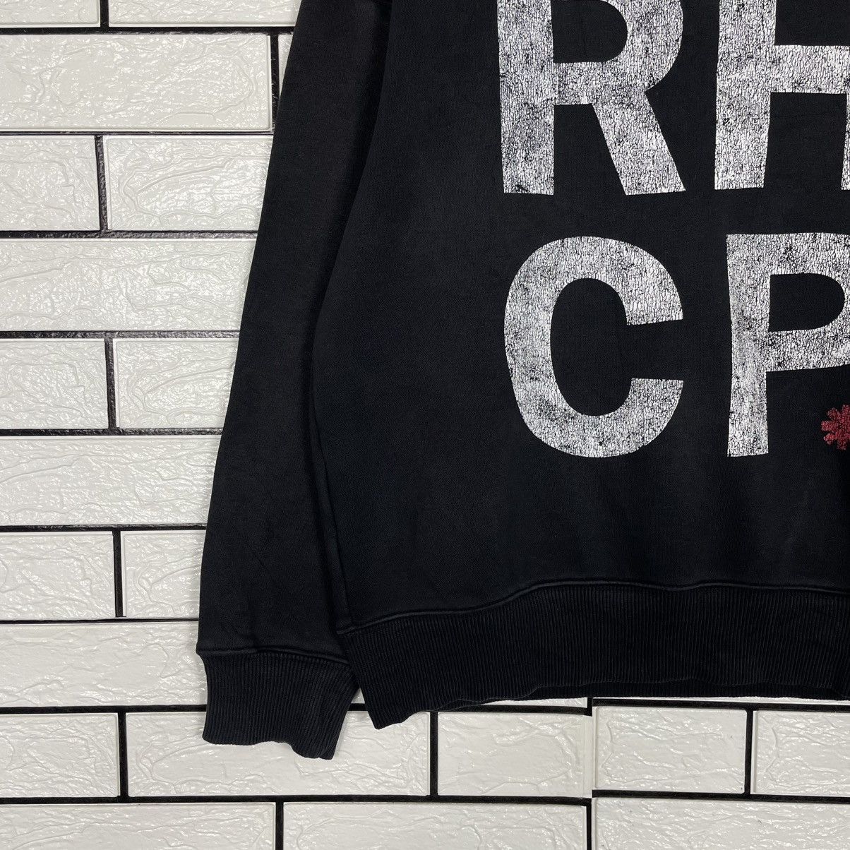 Other Red Hot Chilli Pepper Crewneck Sweatshirt Size US S / EU 44-46 / 1 - 3 Thumbnail