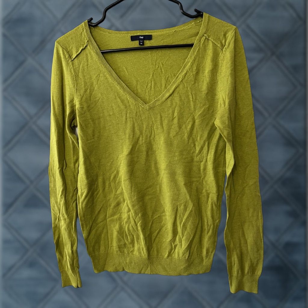 Gap Gap V-Neck Long Sleeve Pullover Sweater Women's Size XS Green Oversized Size XS / US 0-2 / IT 36-38 - 1 Thumbnail