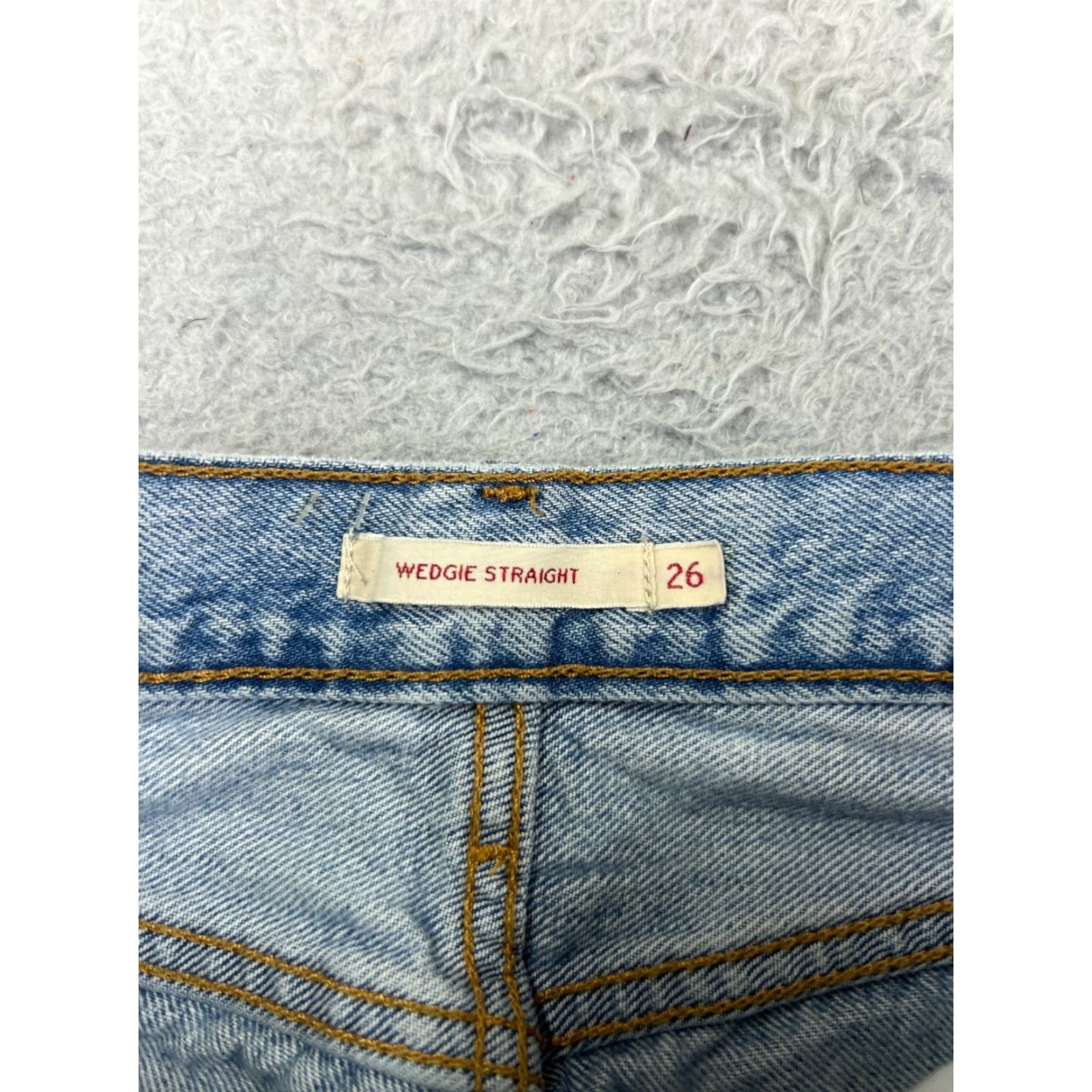 Levi's Levi's Jeans Women Blue Denim Wedgie Fit 500 Series Straight Button 26 Regular 5-Pocket Distressed Vintage No N/A Size 26" / US 2 / IT 38 - 6 Thumbnail