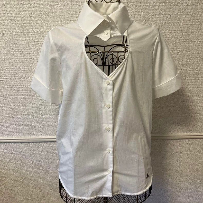 Vivienne Westwood Vivienne Westwood Cutout heart short-sleeve white shirt Size S / US 4 / IT 40 - 1 Thumbnail