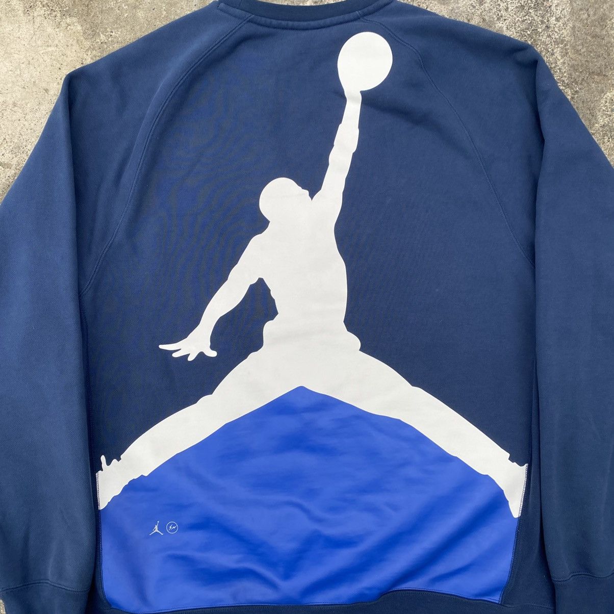 Fragment Design × Jordan Brand Nike Jordan x Fragment Crewneck Size US XXL / EU 58 / 5 - 3 Thumbnail