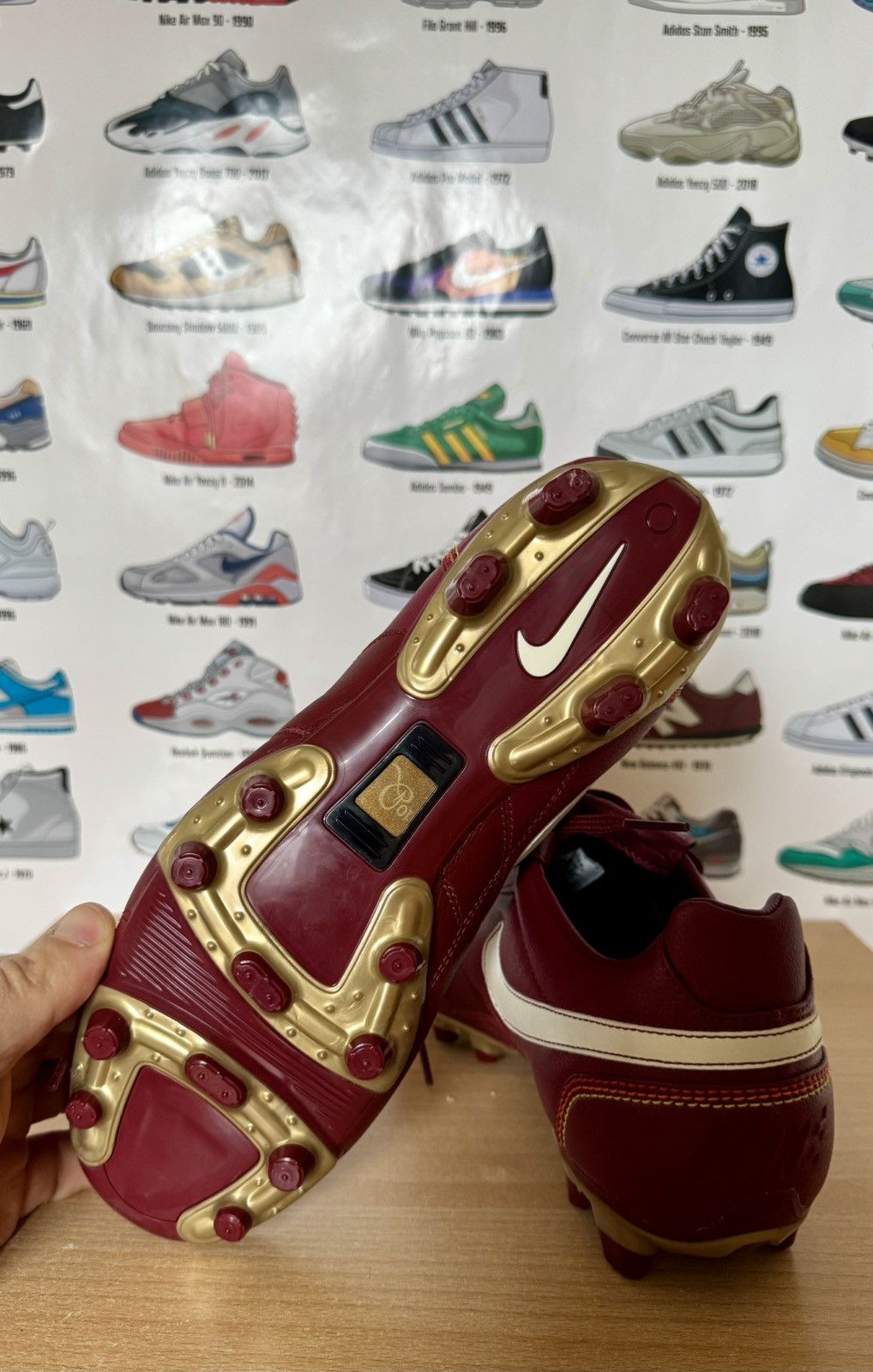 Nike Nike Tiempo Ronaldinho Size US 6 / EU 39 - 5 Thumbnail