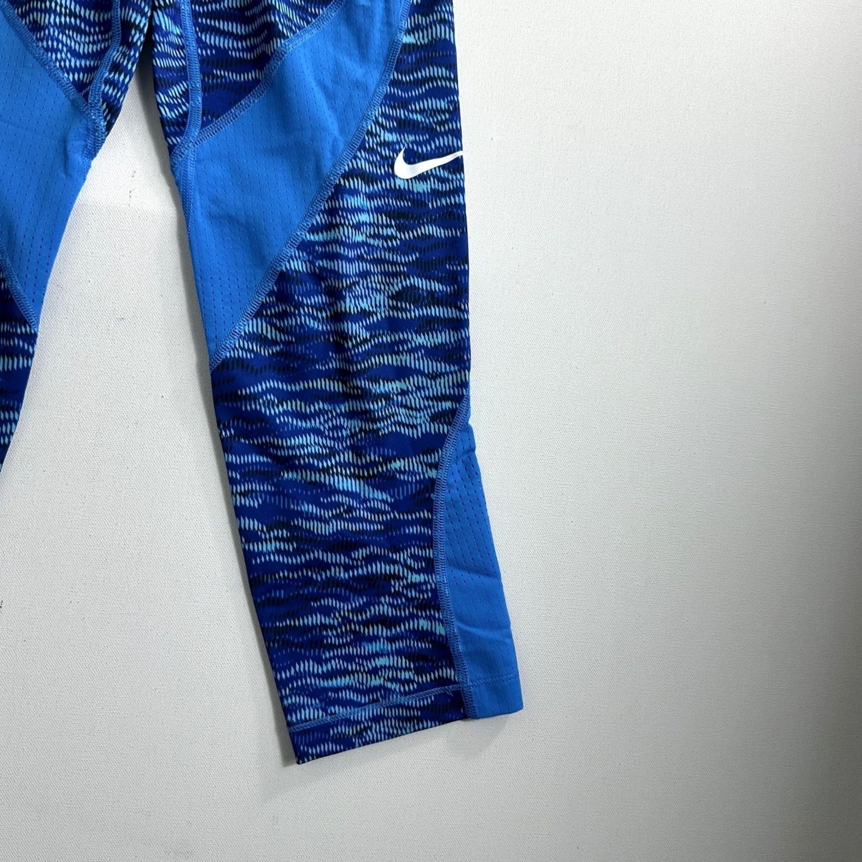 Nike Nike Pro Dri-Fit Womens Small Blue Active Leggings Size 28" / US 6 / IT 42 - 4 Thumbnail