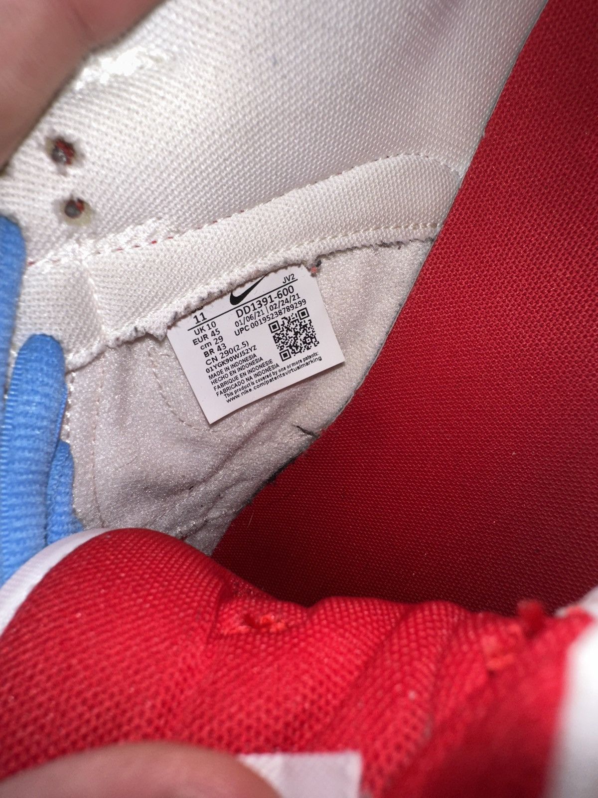Nike Red & White Dunk Size US 11 / EU 44 - 6 Thumbnail
