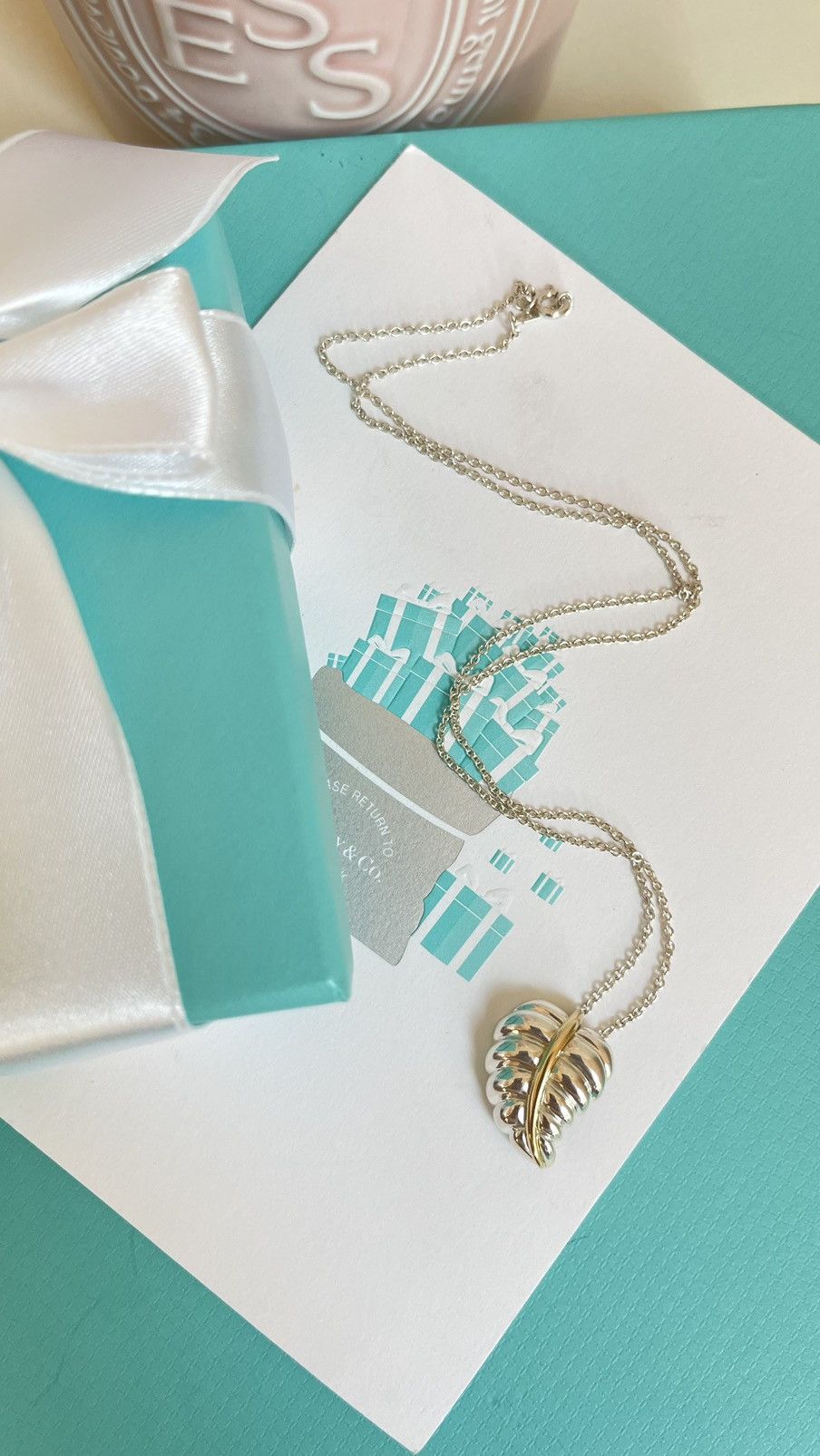 Tiffany & Co. Tiffany & Co leaf pendant Silver and YG 18K 18” with Box Size ONE SIZE - 13 Thumbnail