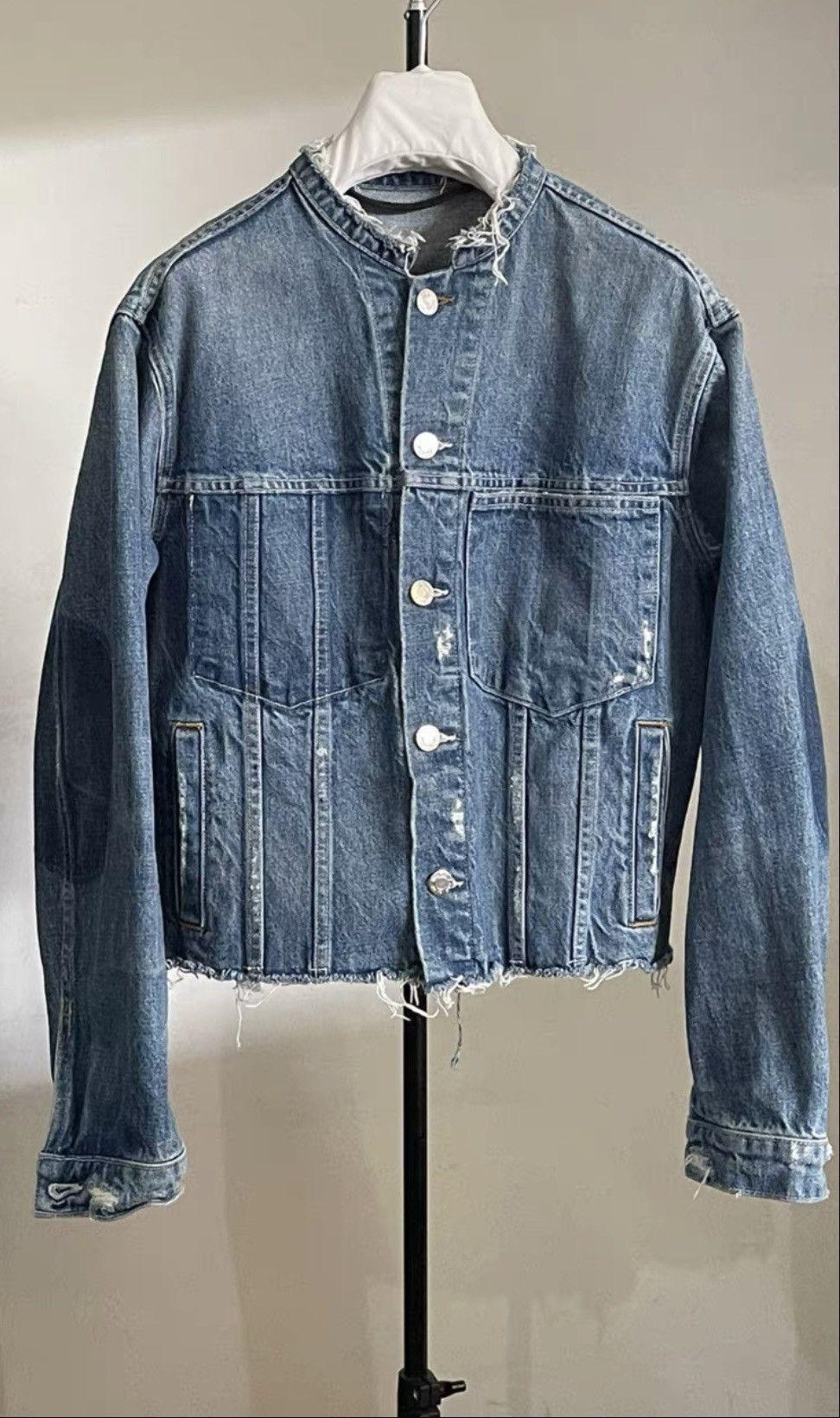 Helmut Lang Helmut Lang Destroyed Denim Jacket Size US XS / EU 42 / 0 - 2 Thumbnail