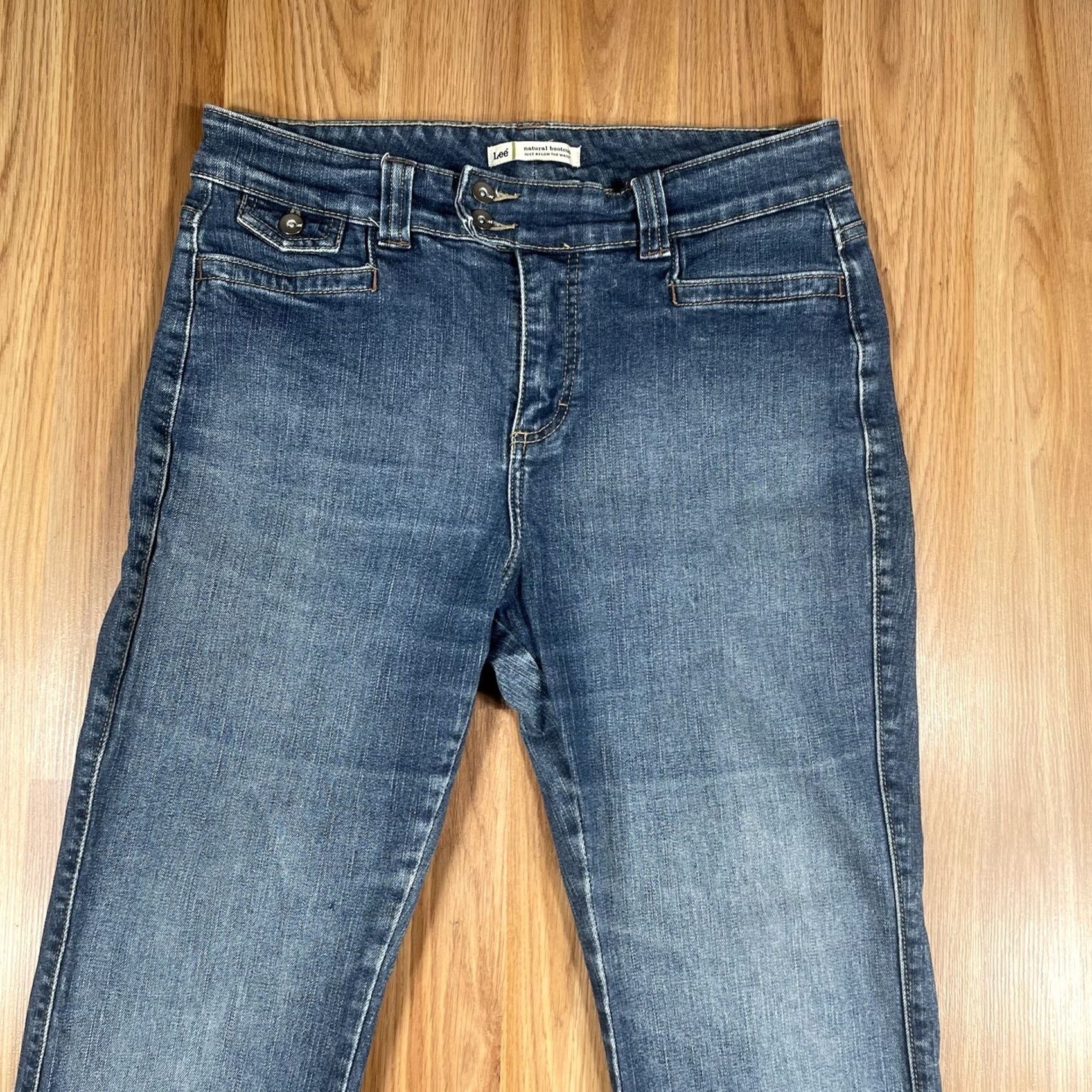 Lee Lee Jeans Womens 12 Medium Bootcut Just Below The Waist Blue Wash Denim - Vintage Condition - High Rise Size 34" / US 12 / IT 48 - 2 Thumbnail