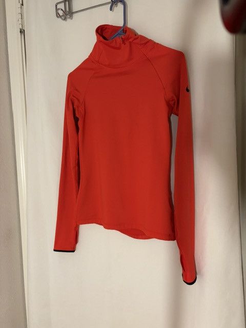 Nike Nike Women’s Red Long‑Sleeve Athletic Pullover – Size S Size S / US 4 / IT 40 - 1 Thumbnail