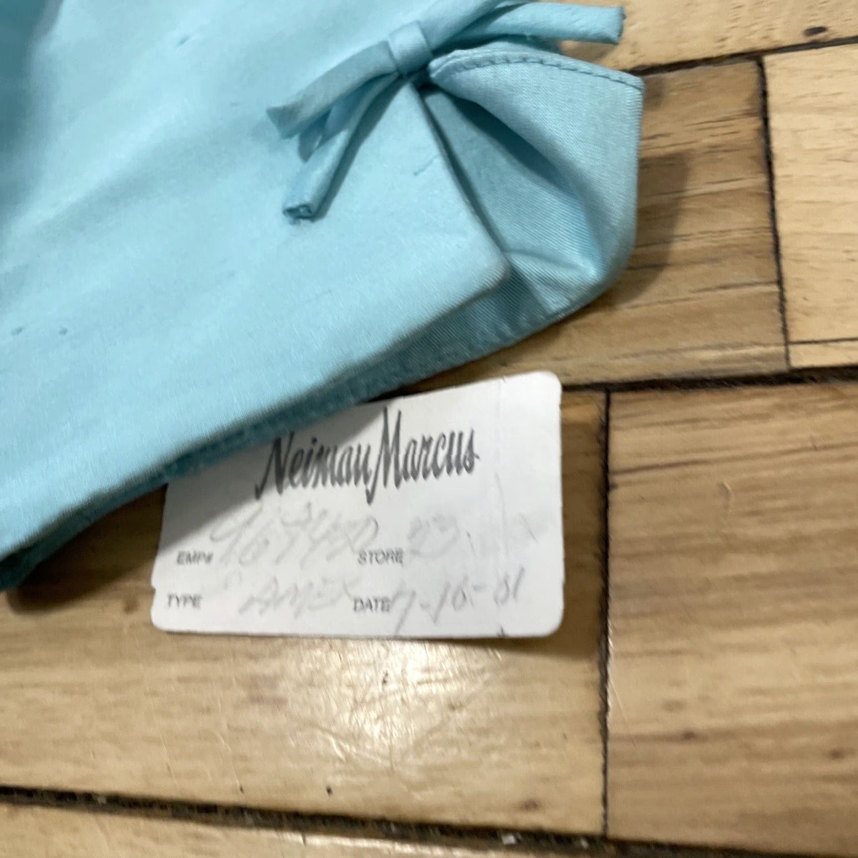Neiman Marcus Noviello Bloom Suits Silk Jacket Women 10 Blue Blazer Three-Button Notch Lapel Three-Button Front Button Single-Breasted Bow Blazer Size L / US 10 / IT 46 - 6 Thumbnail