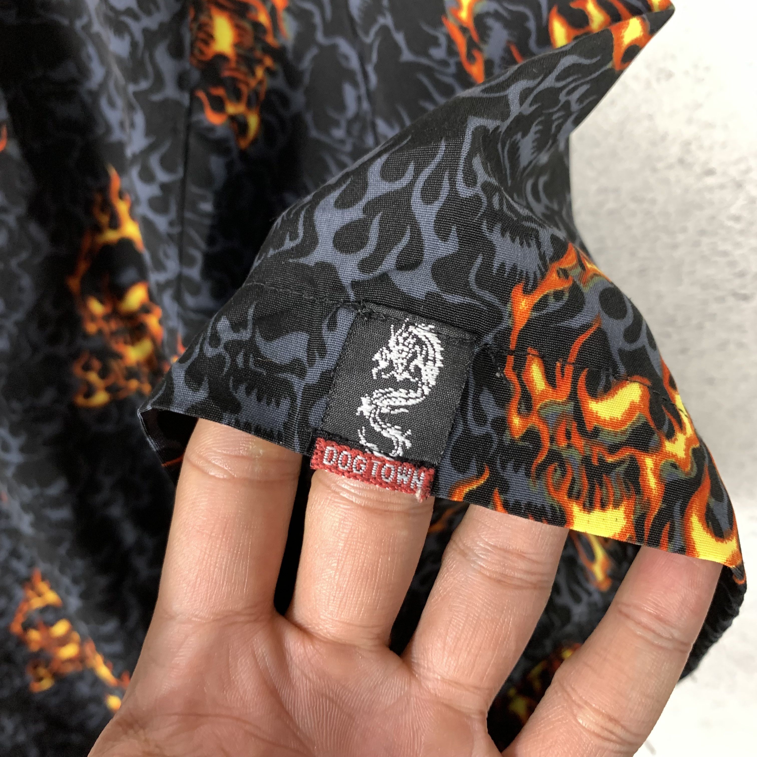 Dogtown Vintage Dogtown Fire Flame Skull Shirt Button Up Size US XL / EU 56 / 4 - 8 Thumbnail