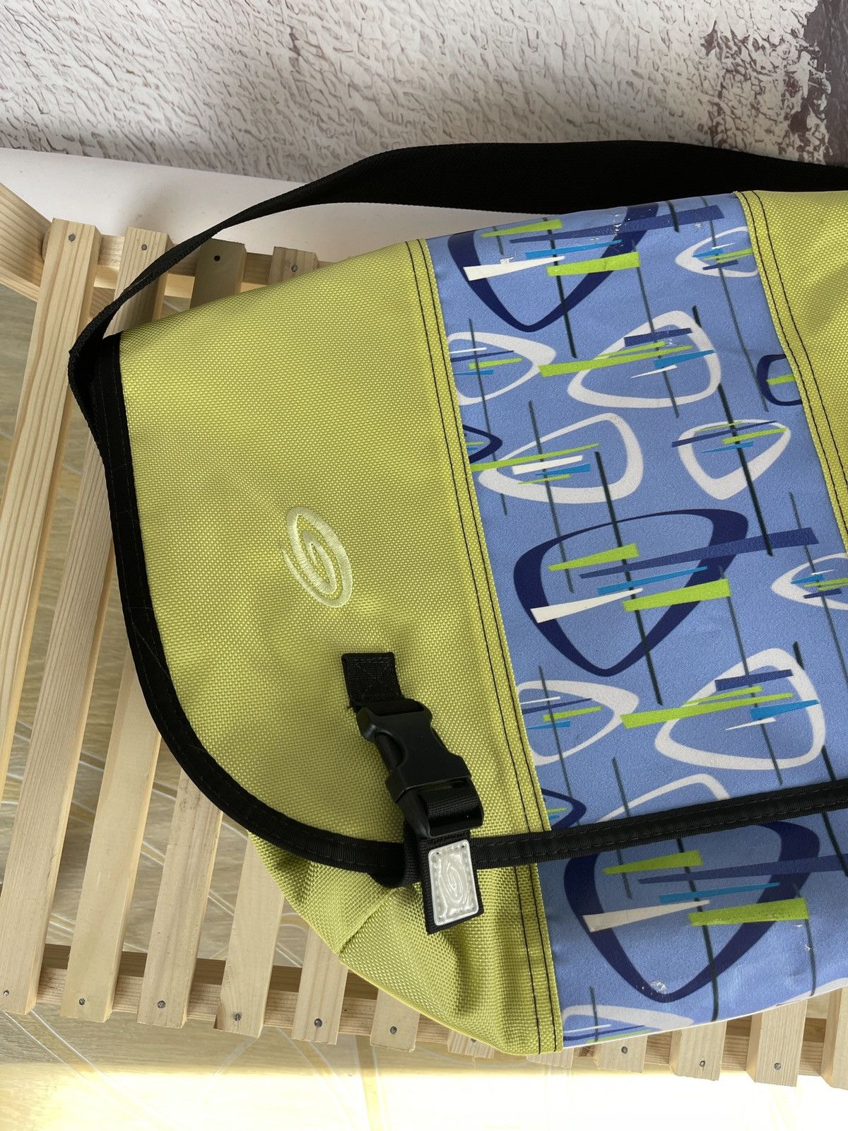 Timbuk2 Y2K Vintage Crossbody Bag Messenger, Men's — image 2 of 6