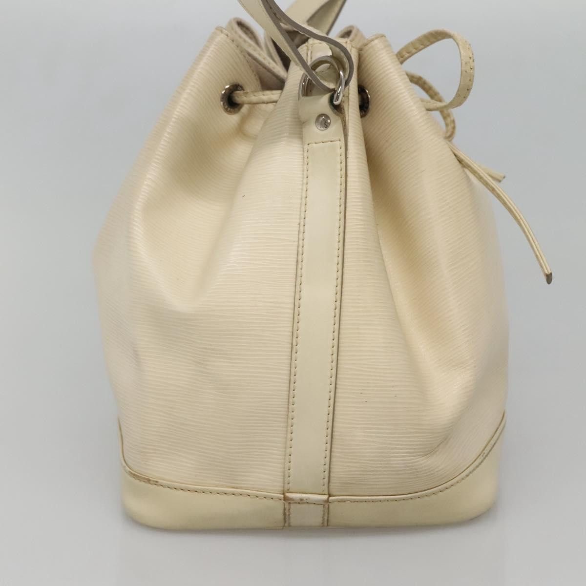 Louis Vuitton LOUIS VUITTON Epi Petit Noe Shoulder Bag White Yvoire Size ONE SIZE - 4 Thumbnail