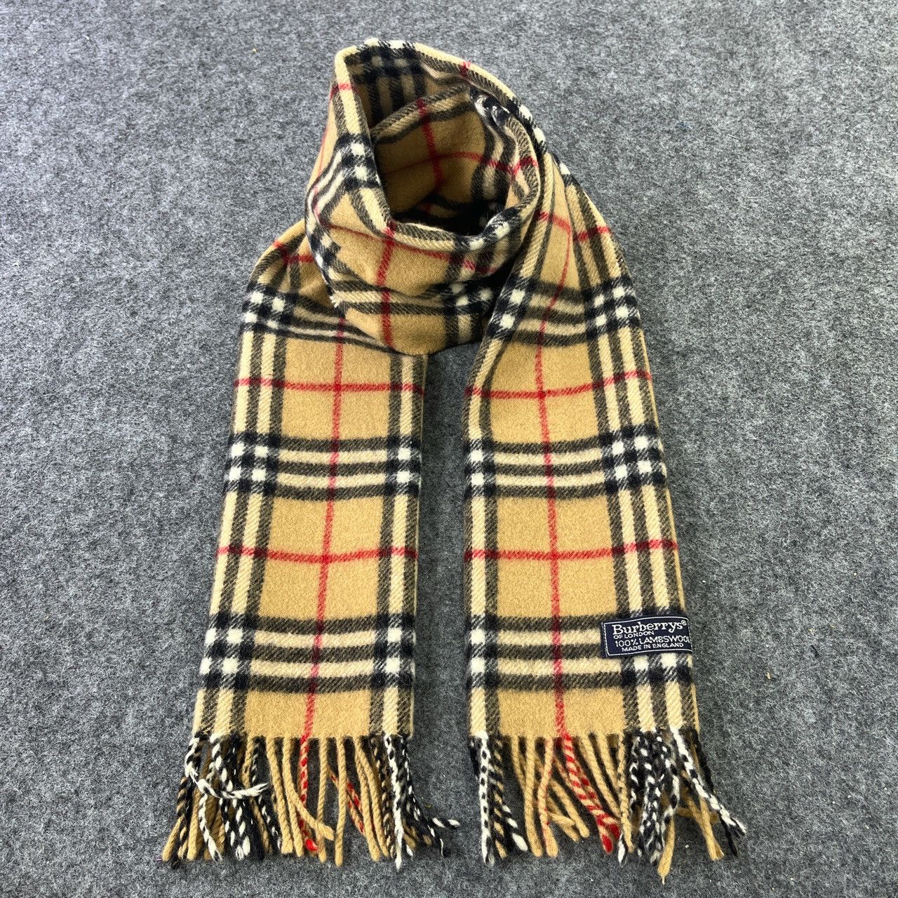 Burberry × Vintage Burberry Novacheck Scarf / Muffler / Neckwear - T075 Size ONE SIZE - 1 Thumbnail