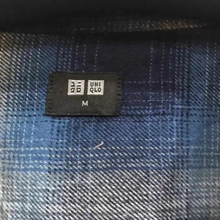 Japanese Brand Japanese Brand Uniqlo Plaid Tartan Flannel Shirt Size US M / EU 48-50 / 2 - 4 Thumbnail