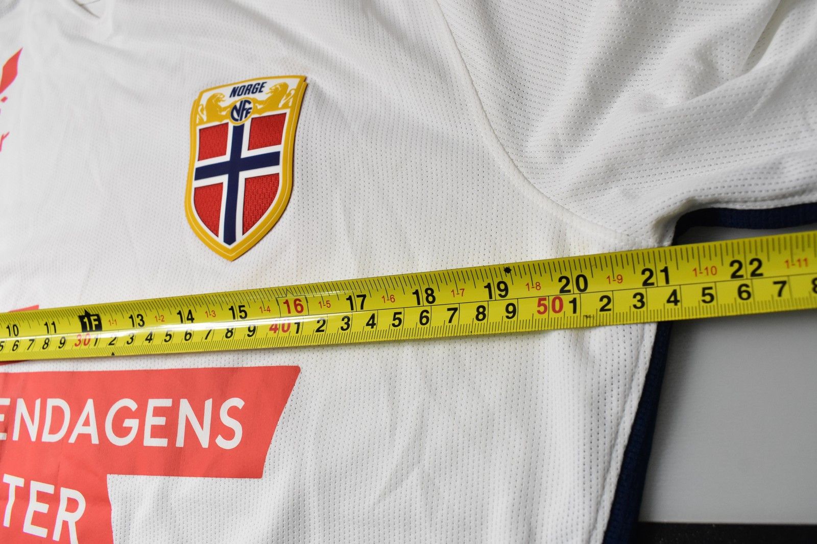 Nike 2018-2020 Nike NORWAY Away Shirt player Issue SIZE L Size US L / EU 52-54 / 3 - 13 Thumbnail