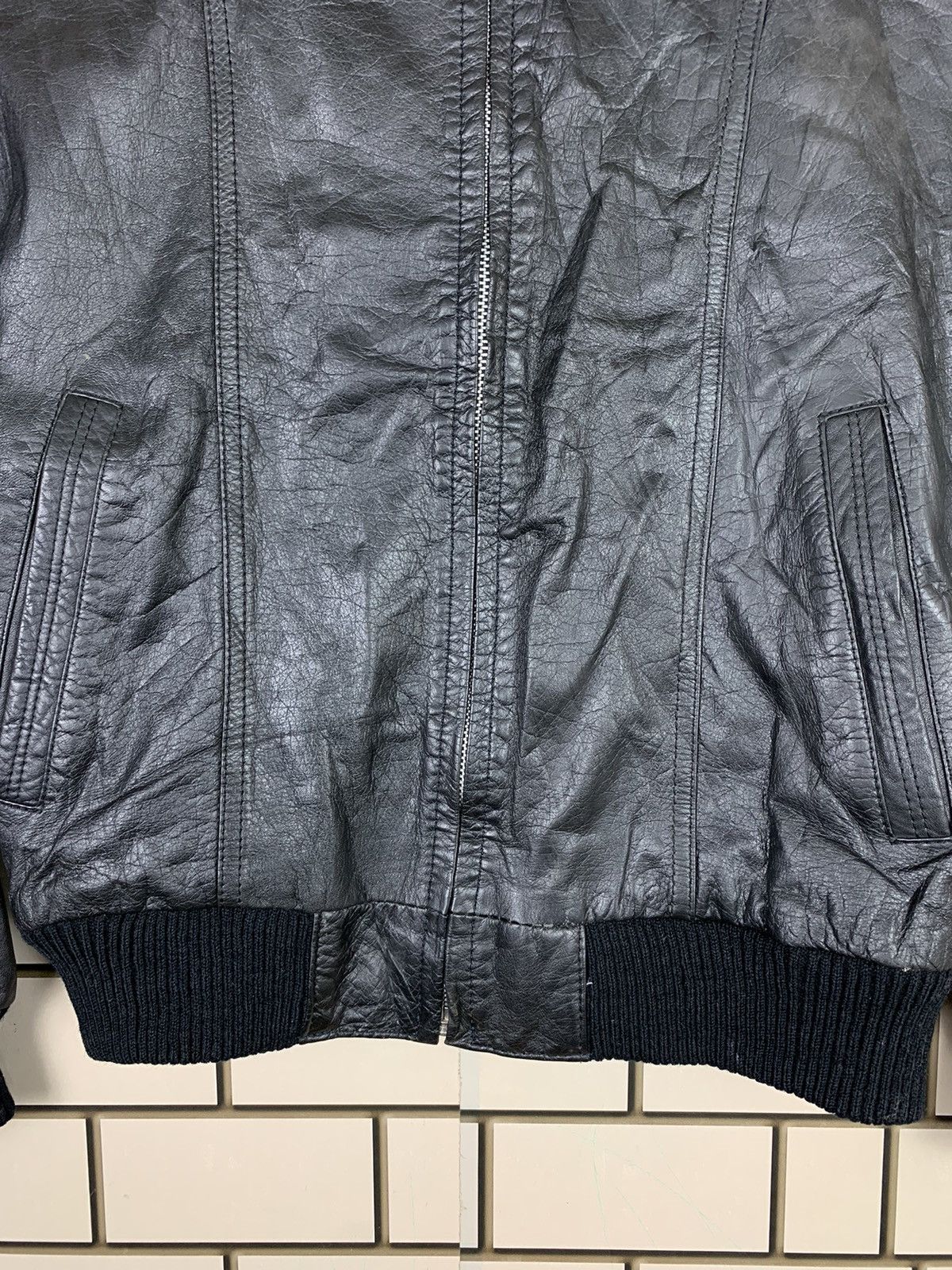 Japanese Brand Vintage Japanese Brand Leather Bomber Jacket Size US M / EU 48-50 / 2 - 5 Thumbnail