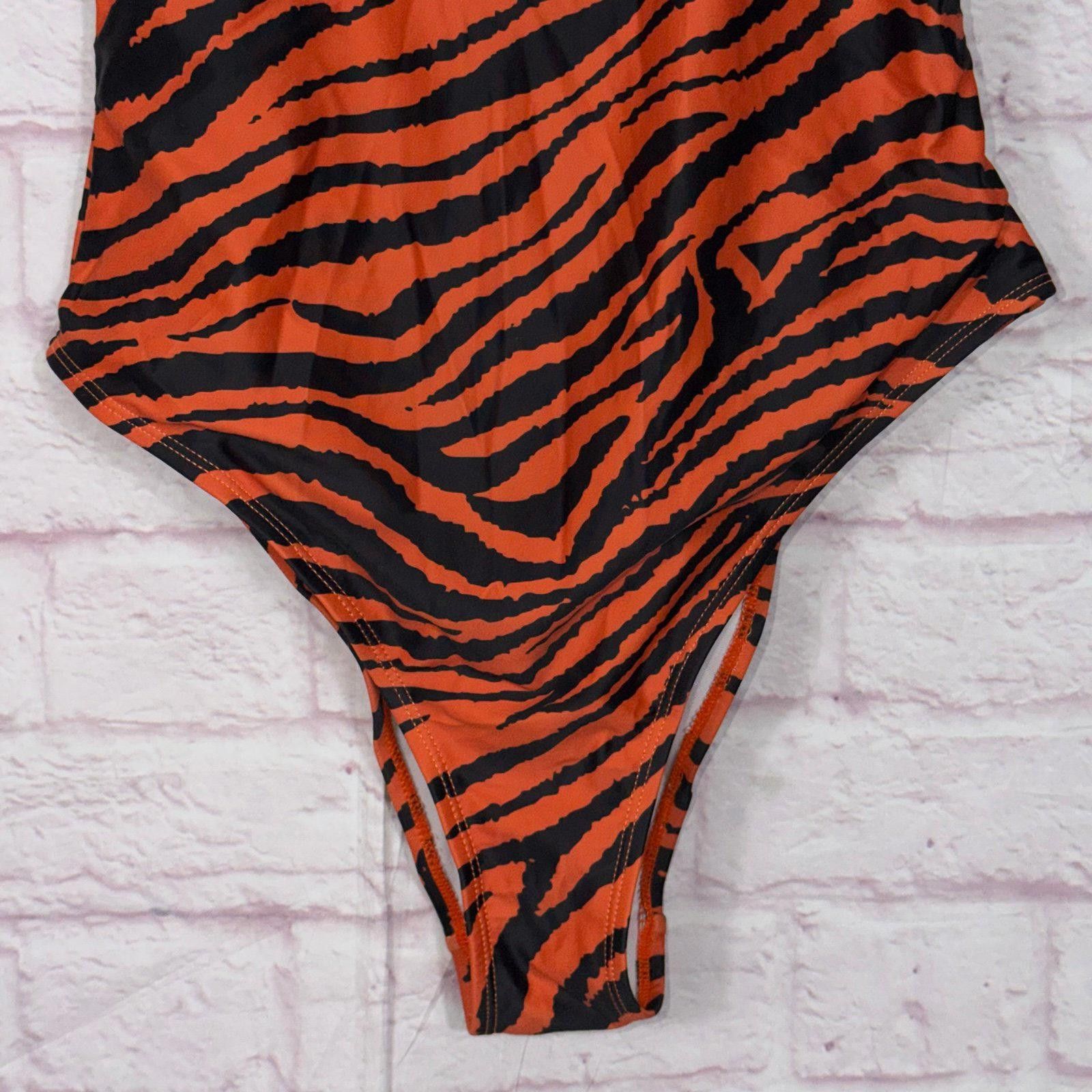 Other Missguided Tiger Print One-Piece Swimsuit Size 8 Size ONE SIZE - 3 Thumbnail