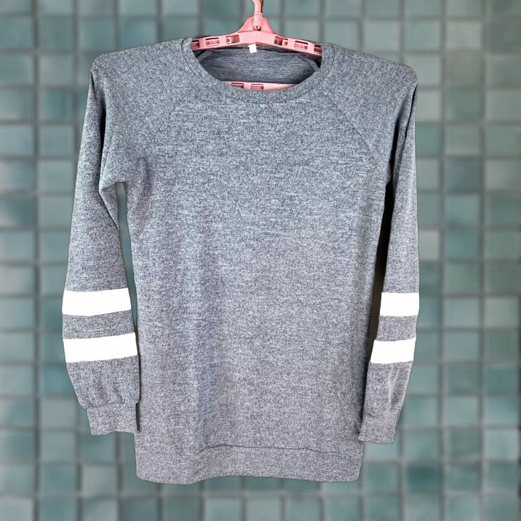 Vintage Mix She Long Sleeve Sweatshirt Womens Size Small Gray Striped Knit Cotton Blend Polyester Spandex Sweatshirt Women XS-XL Size S / US 4 / IT 40 - 1 Thumbnail