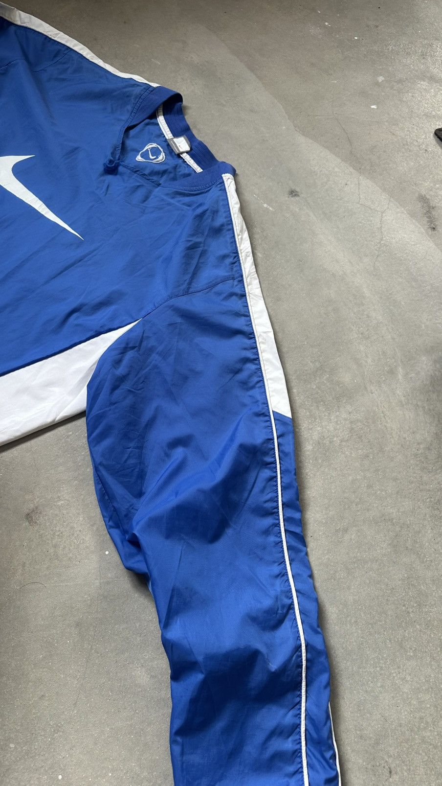 Nike VINTAGE NIKE TRAINING TOP Size US L / EU 52-54 / 3 - 4 Thumbnail