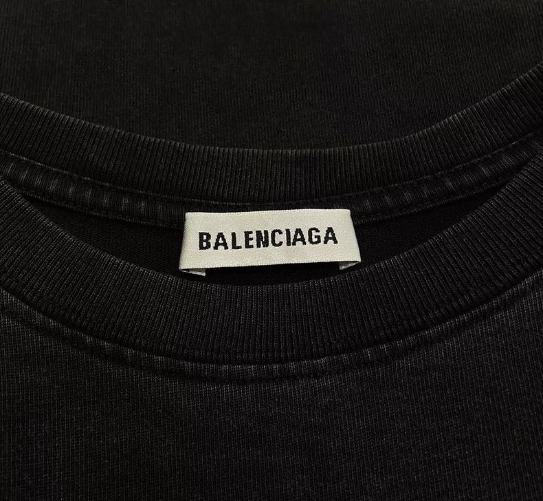 Balenciaga Balenciaga Print Casual Short Sleeve Size US S / EU 44-46 / 1 - 5 Thumbnail