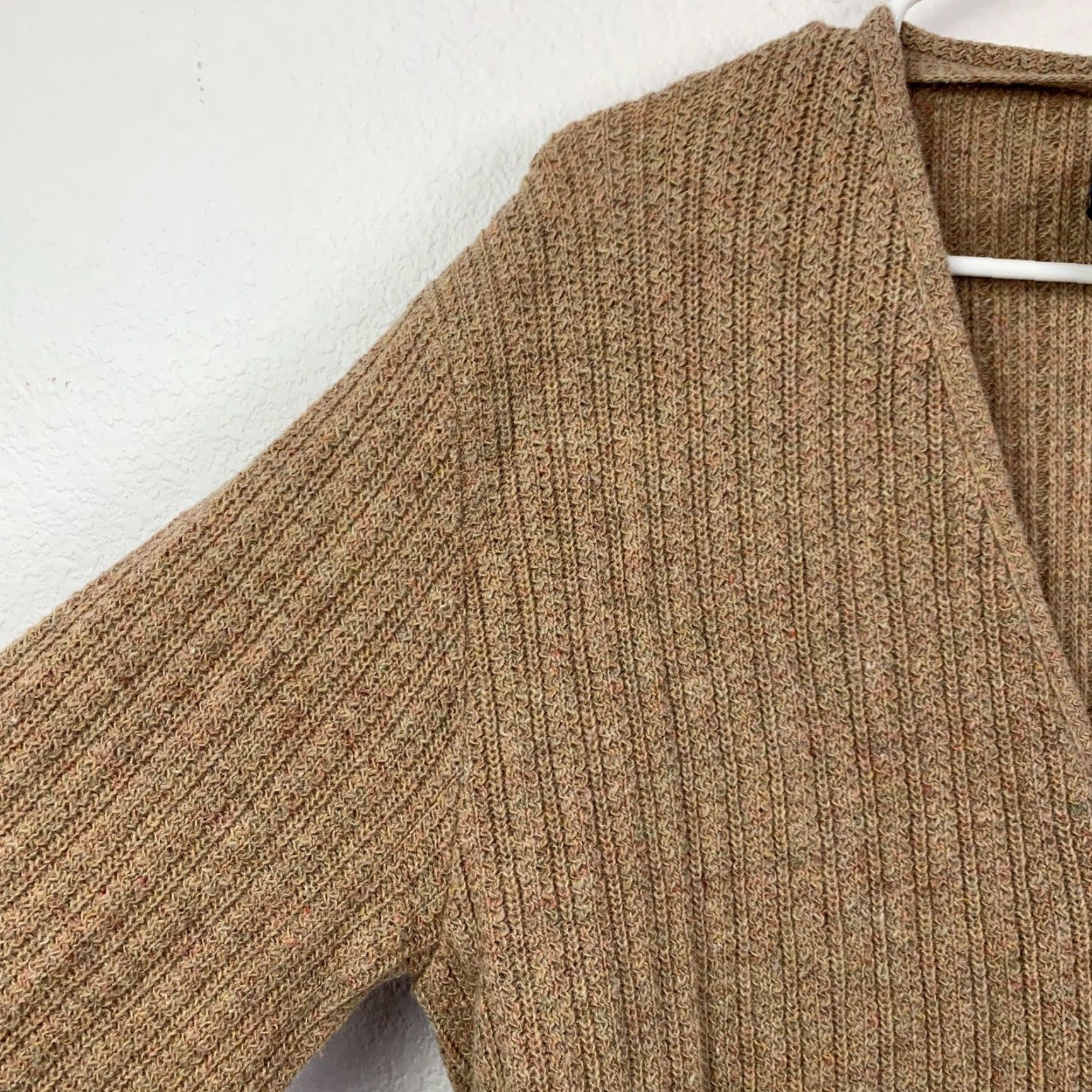 Vintage VINTAGE Puritan Sweater Adult Large Tan Brown Heathered Ribbed V-Neck Cardigan 60s Mens Size US L / EU 52-54 / 3 - 2 Thumbnail