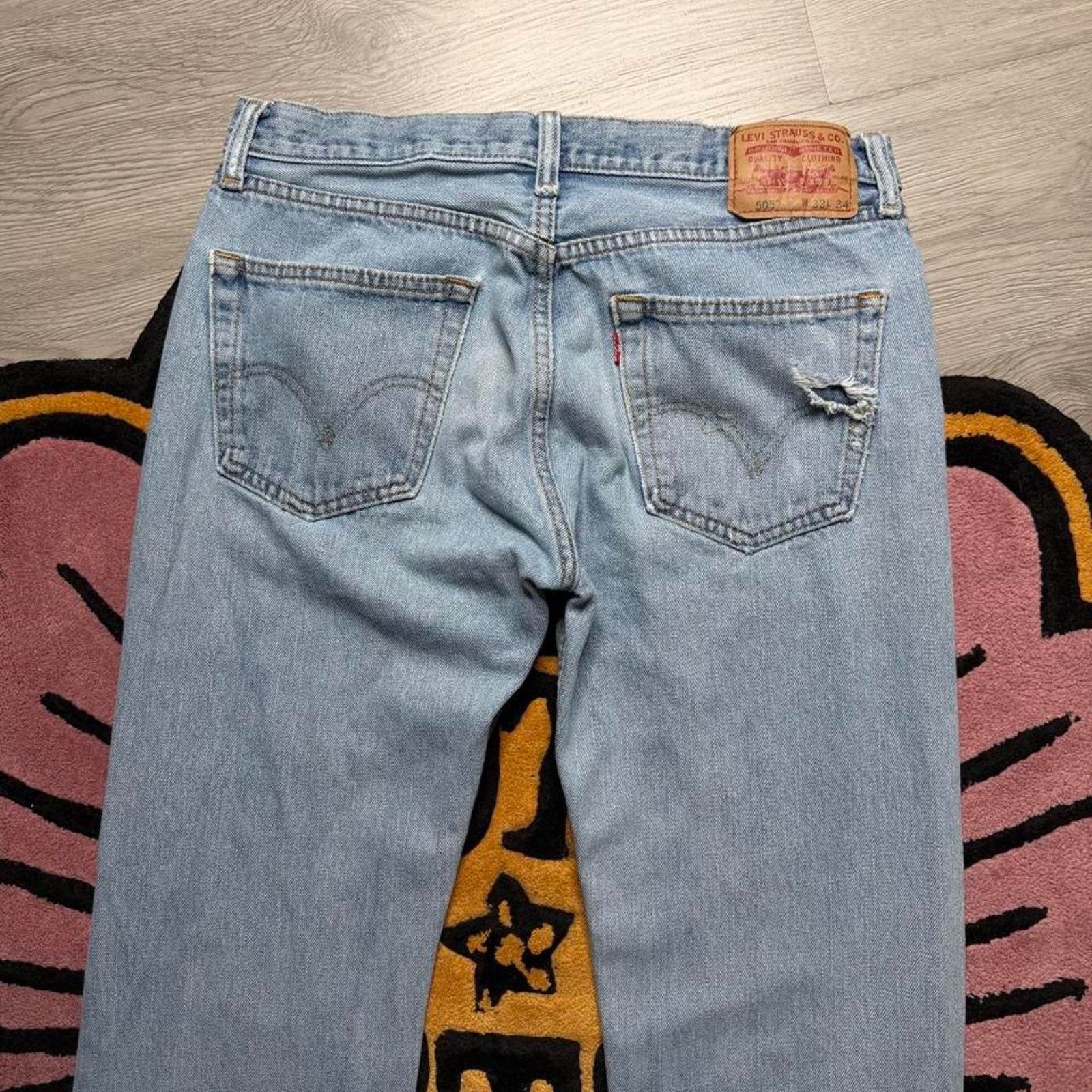 Levi's × Vintage Vintage Y2K Levi’s Strauss 505 Straight Fit Denim Jeans Size US 33 - 8 Thumbnail
