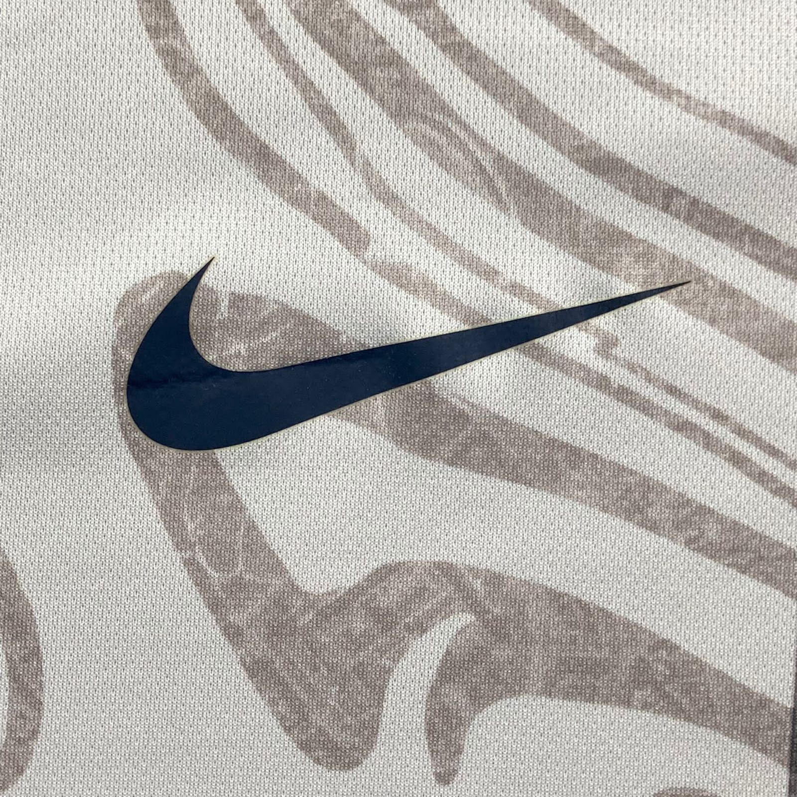 Nike 2018-19 Inter Milan Third Nike 918997-092 Size US S / EU 44-46 / 1 - 3 Thumbnail