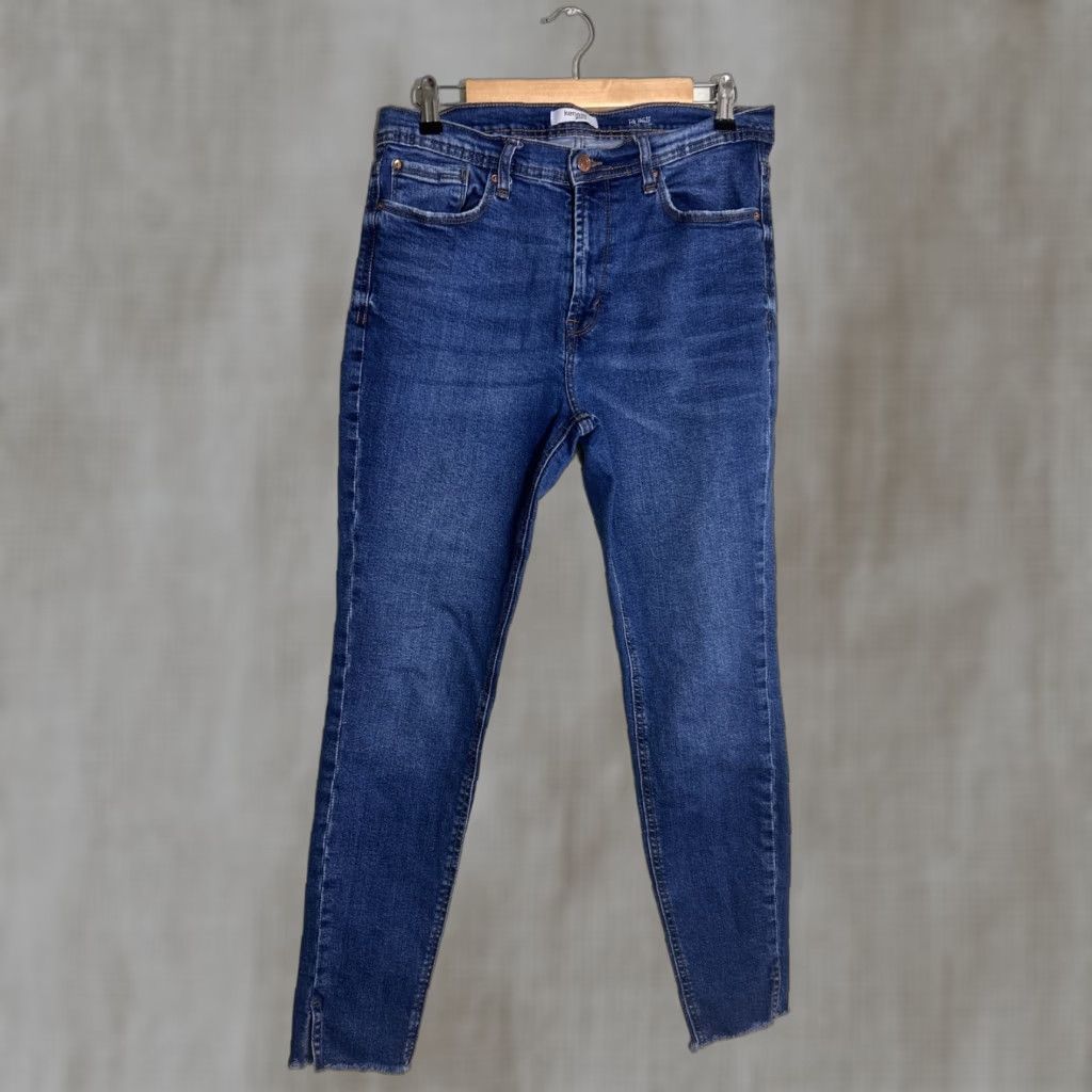 Vintage Kensie Women’s Skinny Jeans Dark Wash Raw Hem 32x29 8/29 Denim Cotton 5-Pocket Stretch Zip Button VBoys Womens Size 30" / US 8 / IT 44 - 1 Thumbnail