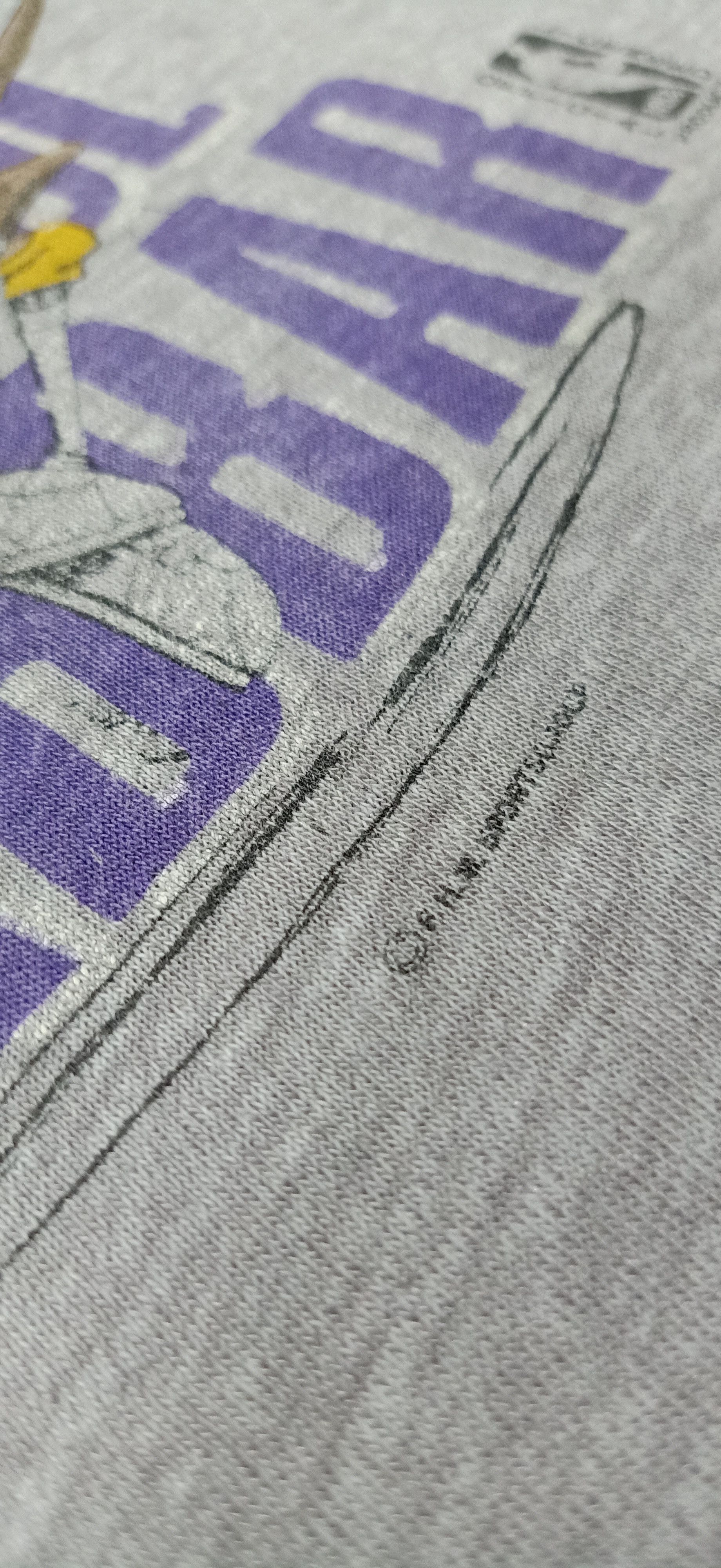 NBA × Vintage Vintage 1980s Kareem Abdul Jabbar Lakers Caricature Tee Size US M / EU 48-50 / 2 - 2 Thumbnail