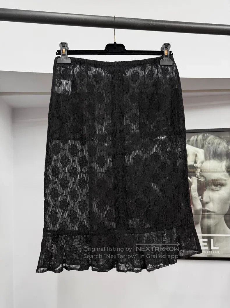 Chanel Chanel Black floral lace skirt Size 25" / US 0 / IT 36 - 2 Thumbnail