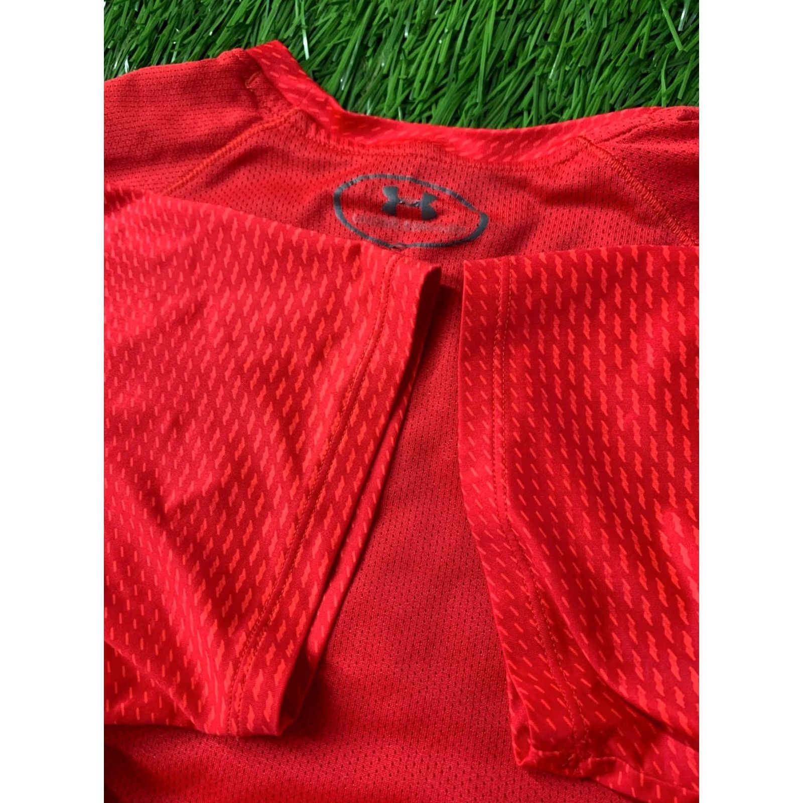 Under Armour Under Armour HeatGear Original Men Training Compression Shirt Jersey Tee Size M Red Shirt Mens Size US M / EU 48-50 / 2 - 4 Thumbnail