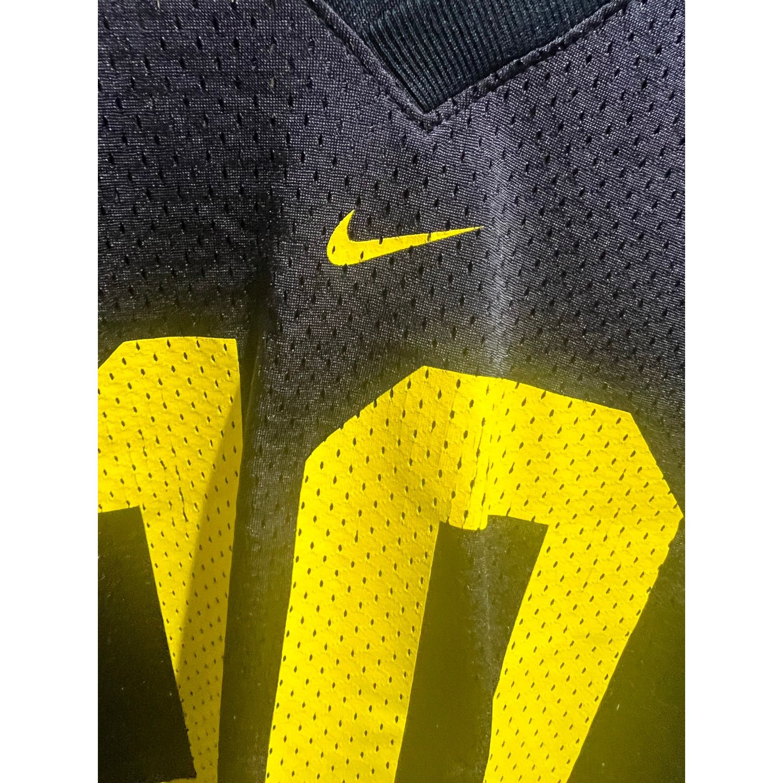 Nike Vintage Nike Michigan Wolverines #10 Tom Brady Jersey Size M Size US M / EU 48-50 / 2 - 7 Thumbnail