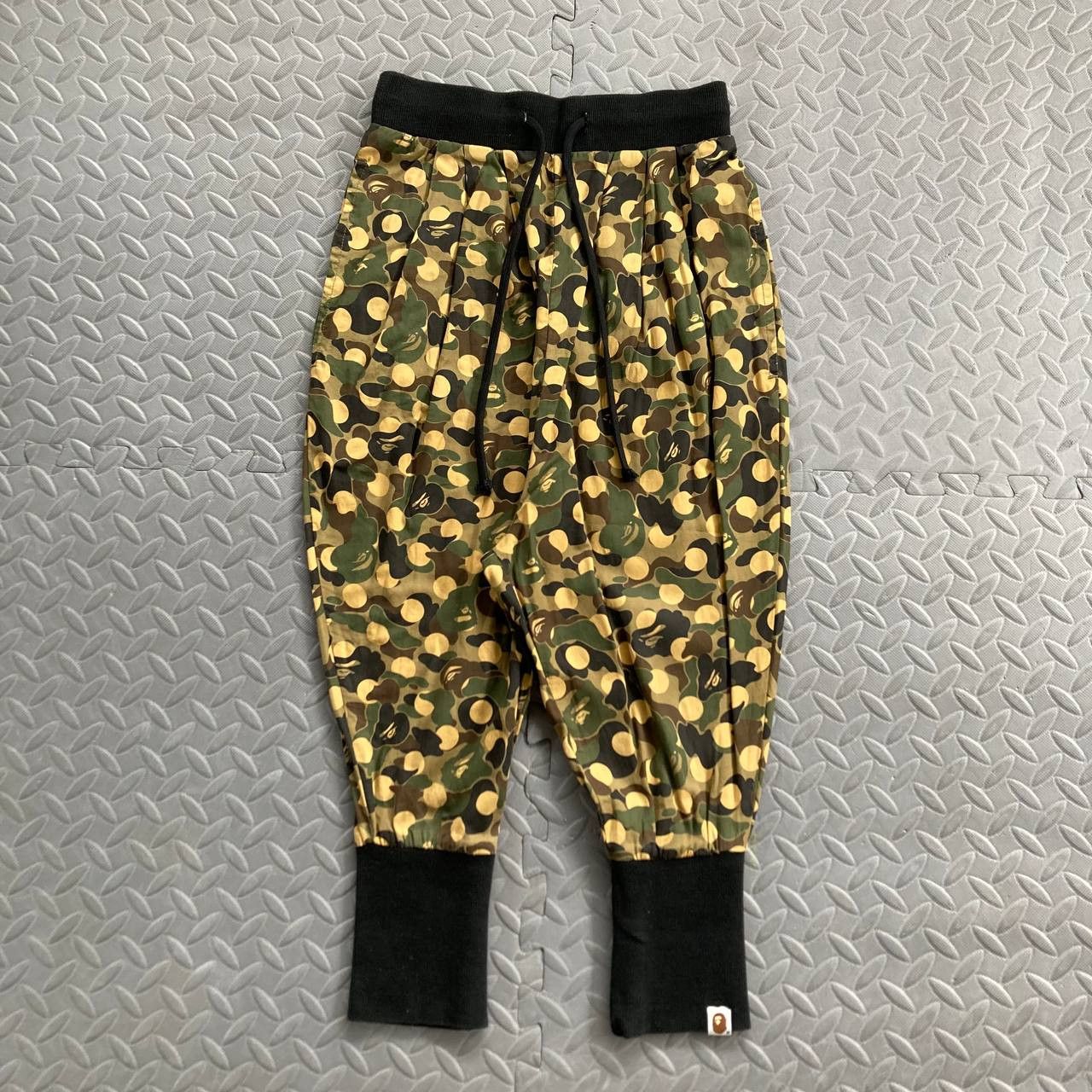 Bape ABC Camou Drop Crotch Harem Pants Size 26" / US 2 / IT 38 - 2 Thumbnail