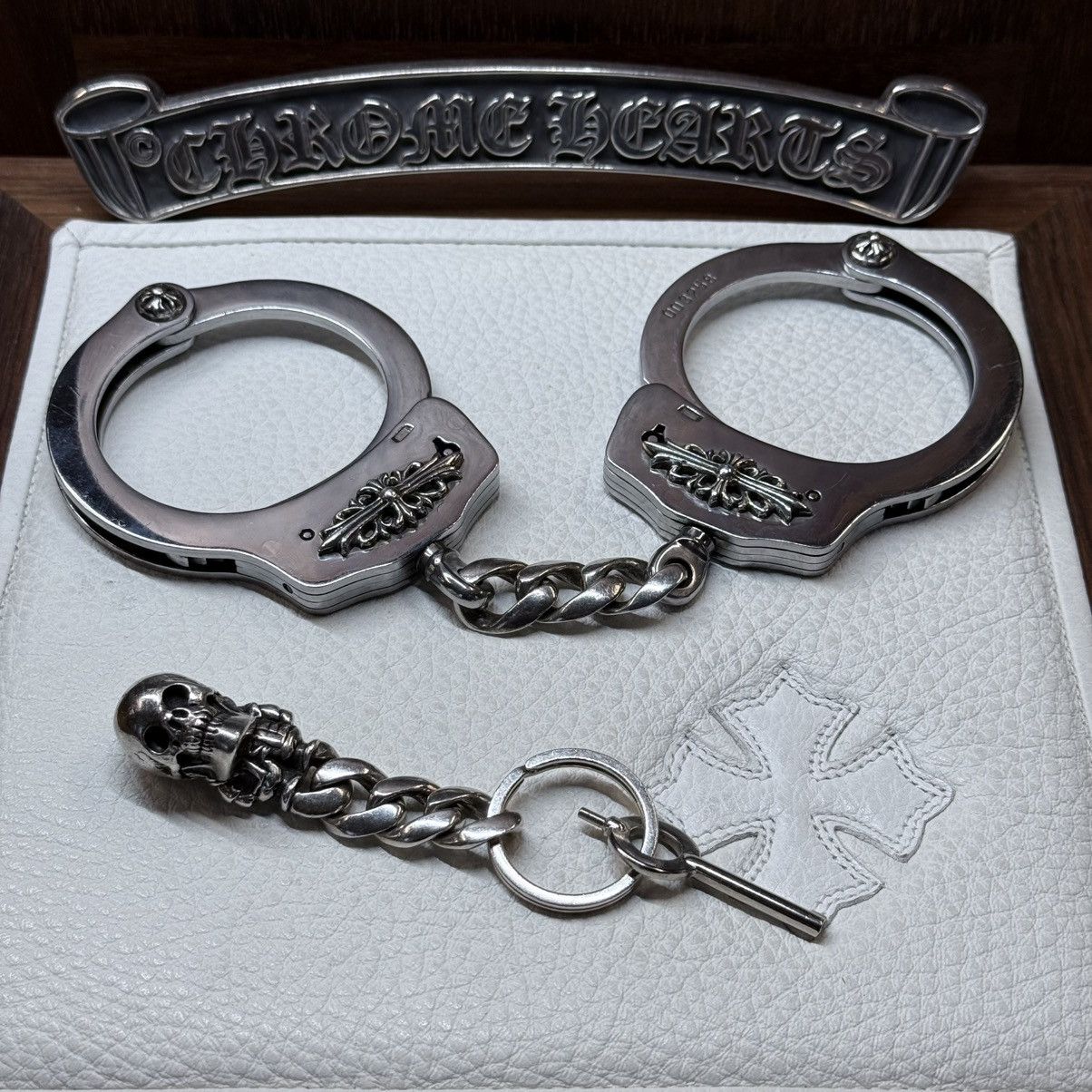 Chrome Hearts CHROME HEARTS STERLING SILVER HANDCUFFS WITH FOTI KEYCHAIN Size ONE SIZE - 1 Thumbnail