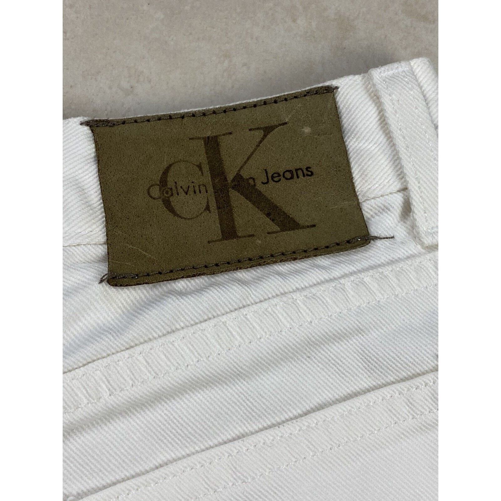 Calvin Klein Calvin Klein Jeans High Rise White Denim Shorts USA 90's Size 27" / US 4 / IT 40 - 6 Thumbnail