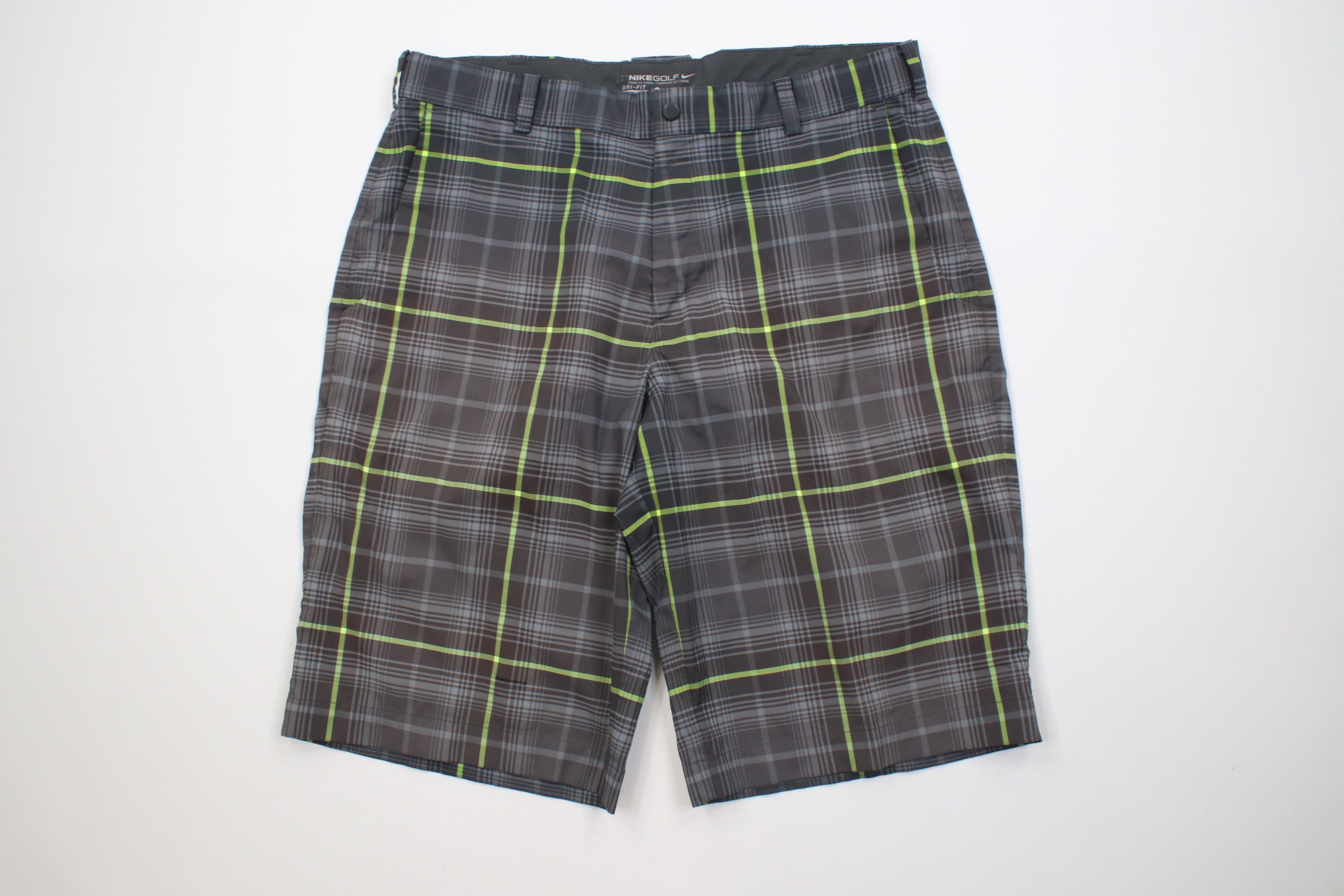 Nike Nike Golf Tech Golfing Chino Shorts Gray Plaid Polyester Size US 34 / EU 50 - 1 Thumbnail