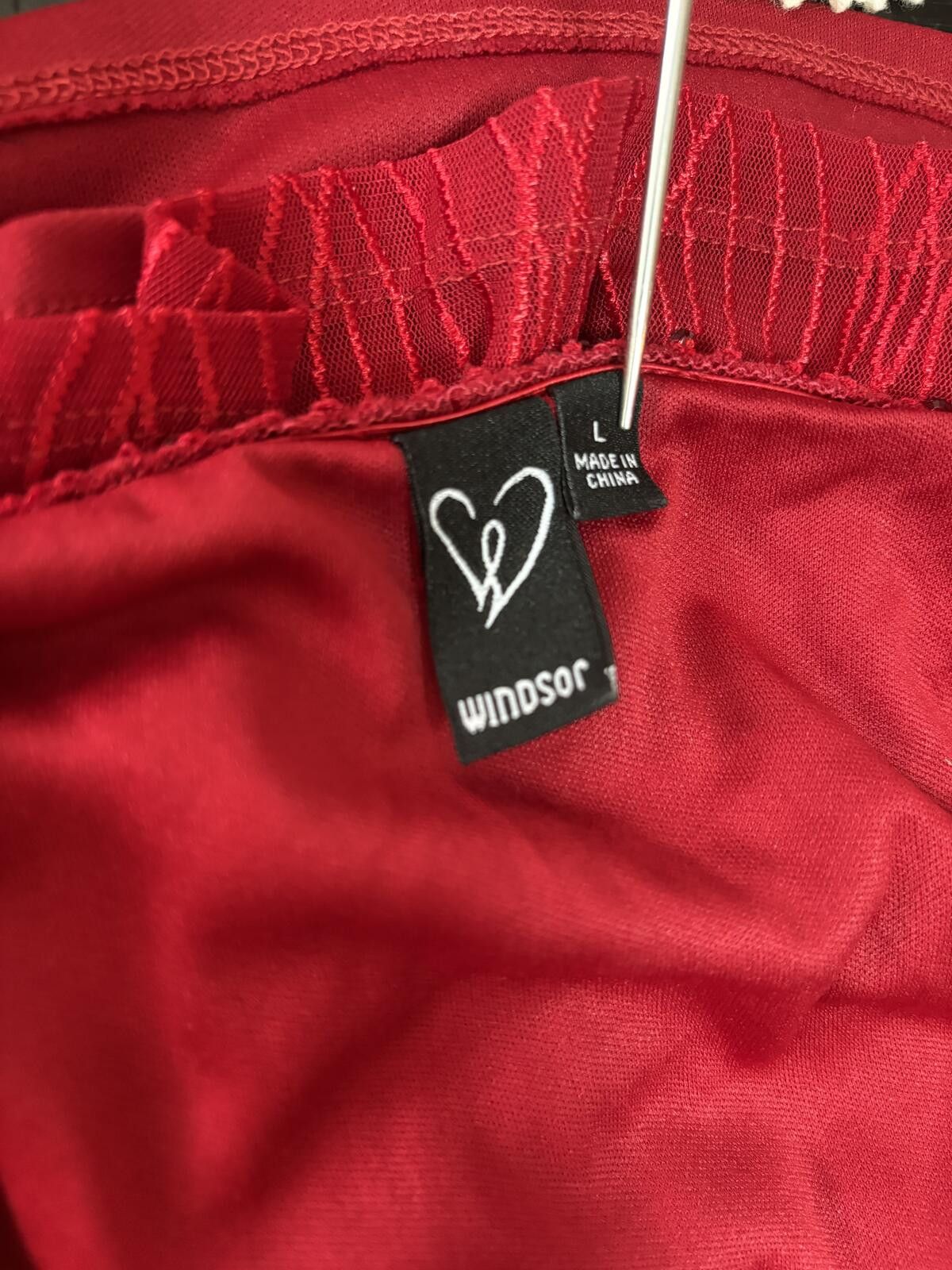 Windsor Smith Windsor Red Beaded Mini Dress with Spaghetti Straps. Large. Size L / US 10 / IT 46 - 7 Thumbnail