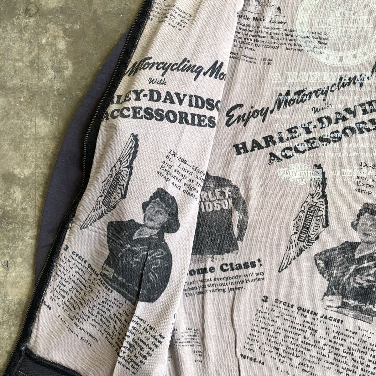 Harley Davidson Trashed🔥Vintage Harley Davidson Motorcycle Ziphoodie Size US XL / EU 56 / 4 - 14 Thumbnail