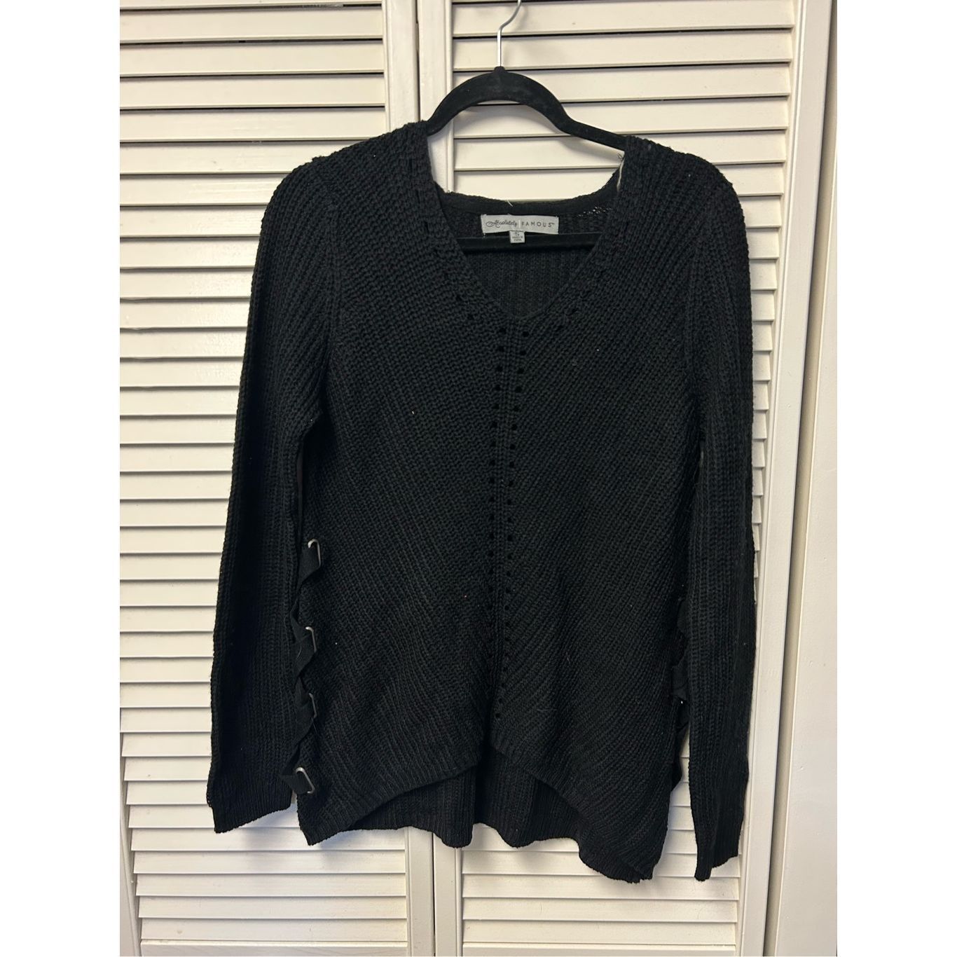 Almost Famous Absolutely Famous Macy's NWT Chunky Knit Tye Black Sweater, Size S / US 4 / IT 40 - 7 Thumbnail